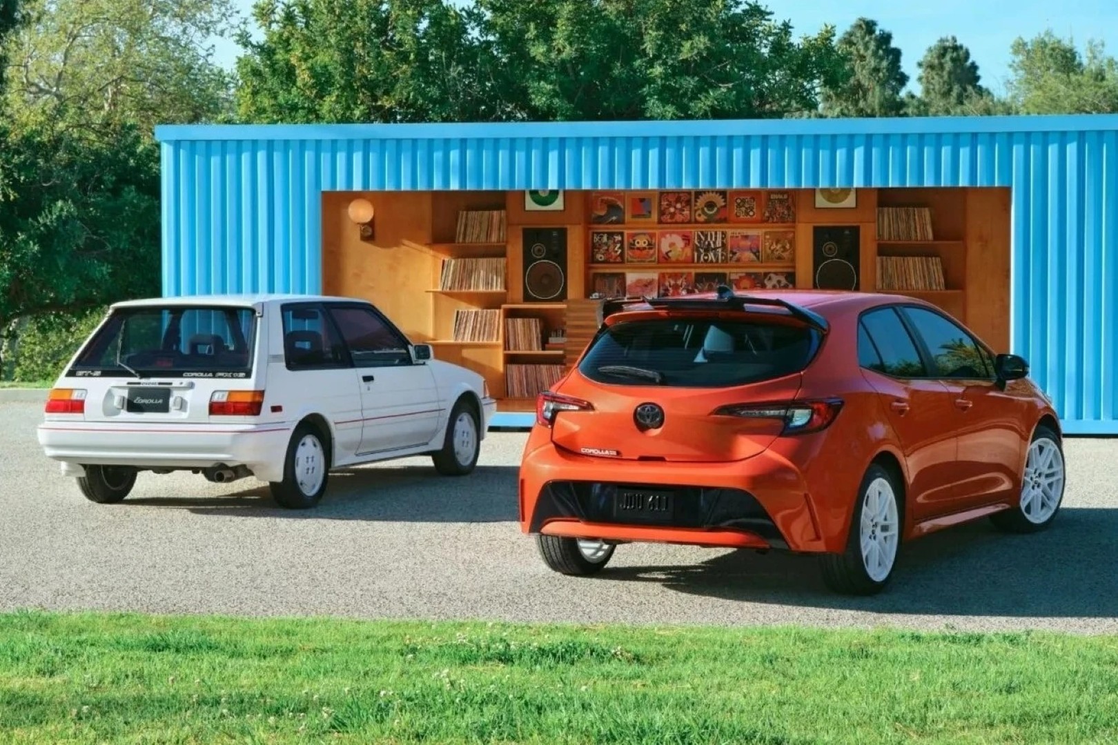 2026_Toyota_Corolla_Hatchback_FX_anh- (6).jpeg