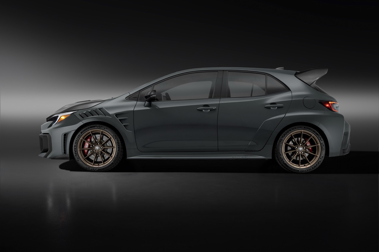 2026_Toyota_GRMN_Corolla_Gravel_009 Large.jpeg