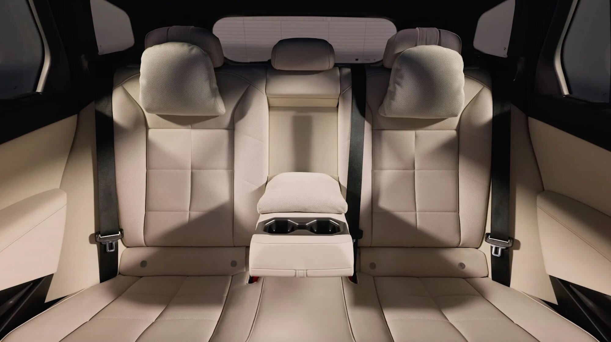 2027-BMW-X5-interior-00004.jpeg