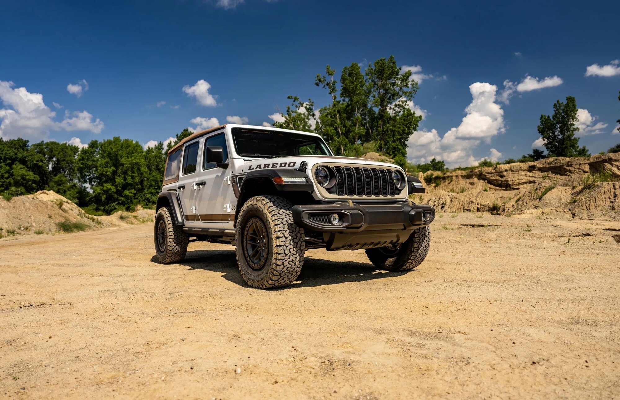 2027-Jeep-Wrangler-Laredo-713-3.jpeg