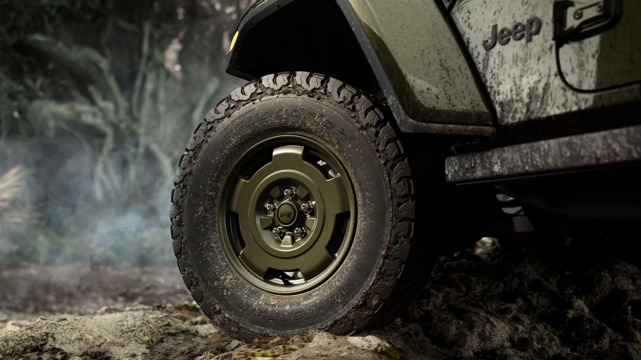 2027-Jeep-Wrangler-Sarge-612-10 Large.jpeg