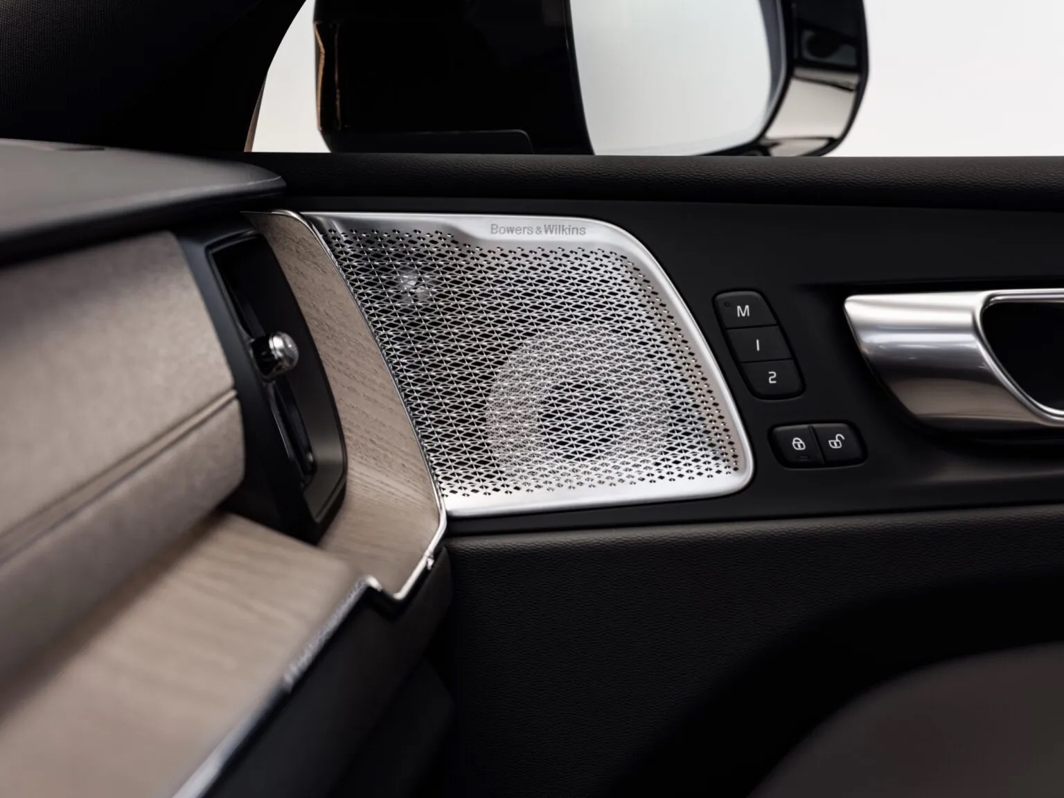 2027-Volvo-XC90-PHEV-00037-1536x1152.jpeg