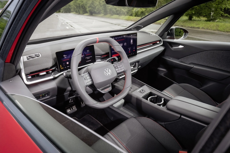 2027-VW-ID.3-GTI-Sep1526-00015 (New size 1).jpeg