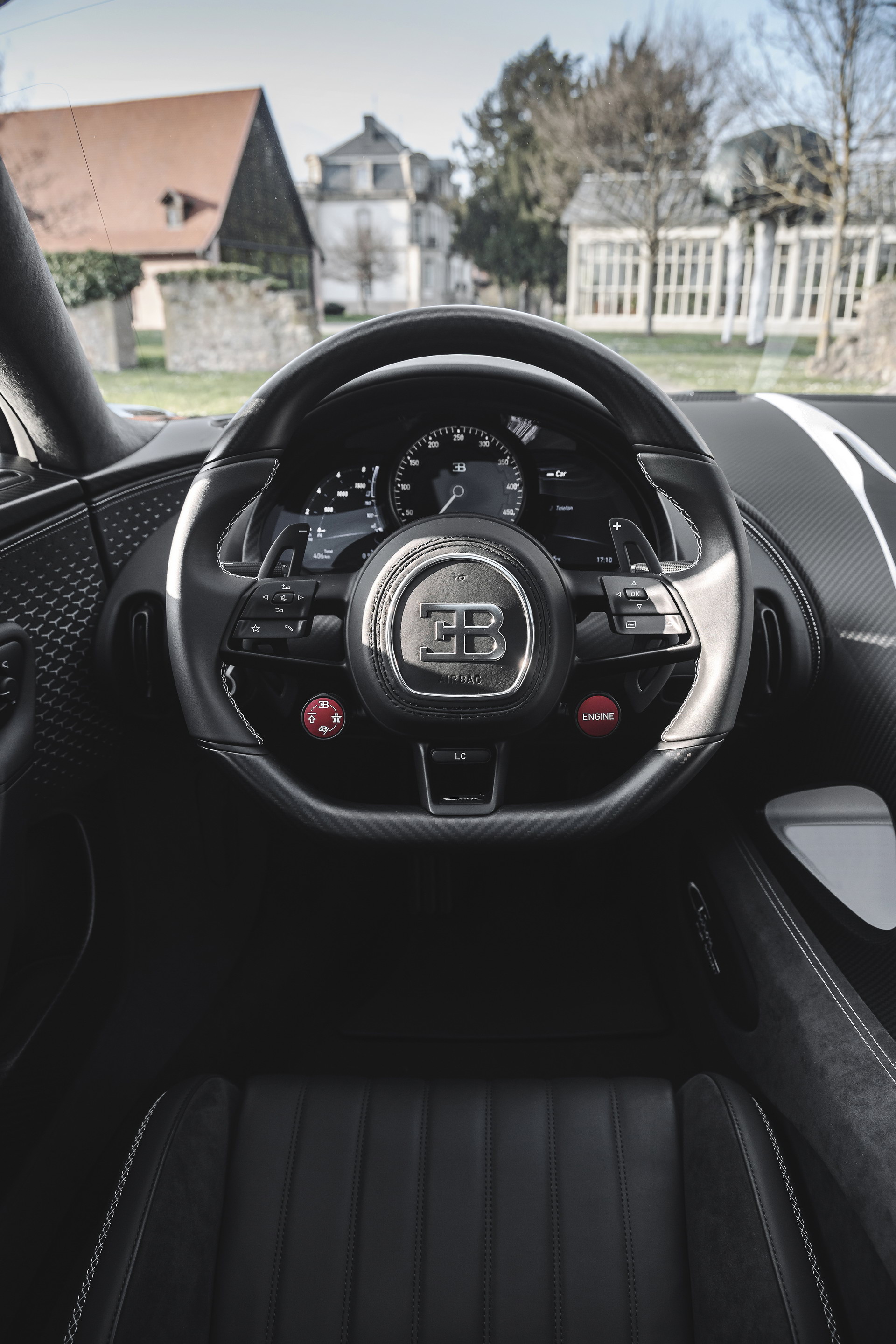300th Bugatti Chiron (2).jpg