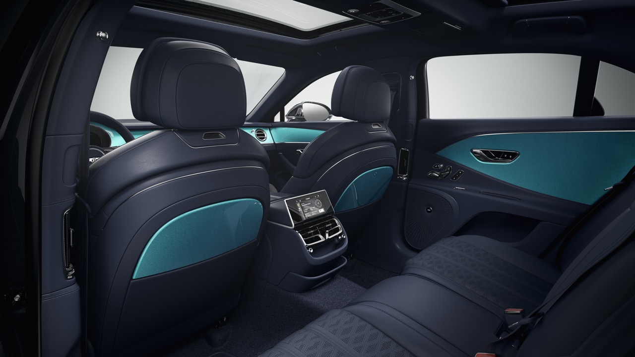 6 - PCG Interior Features - Piano Veneer in Topaz Large.jpeg