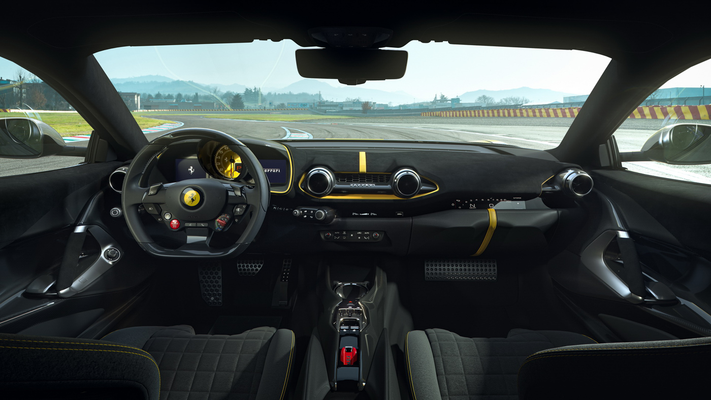 812 Competizione (8).JPG