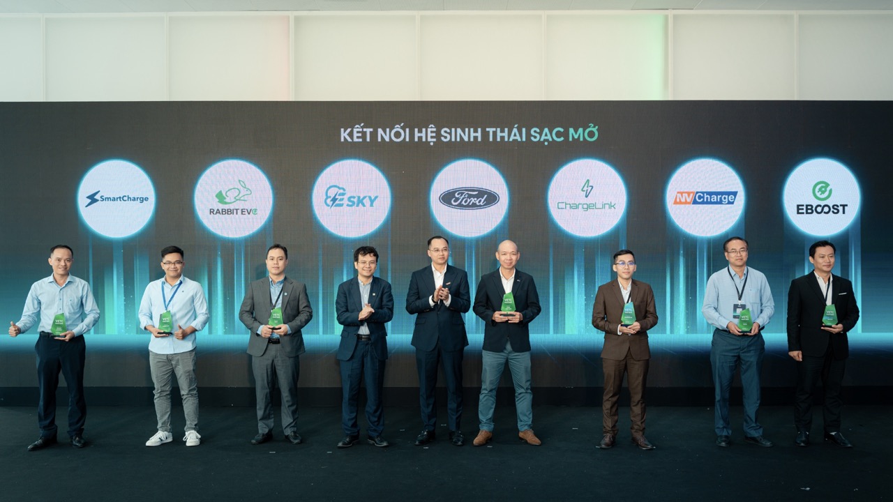 9. Các đối tác đồng hành, kết nối với VETC Trạm sạc_ Large.jpeg