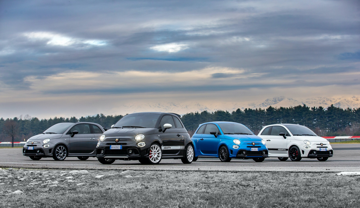 Abarth 695 (1)-2.JPG