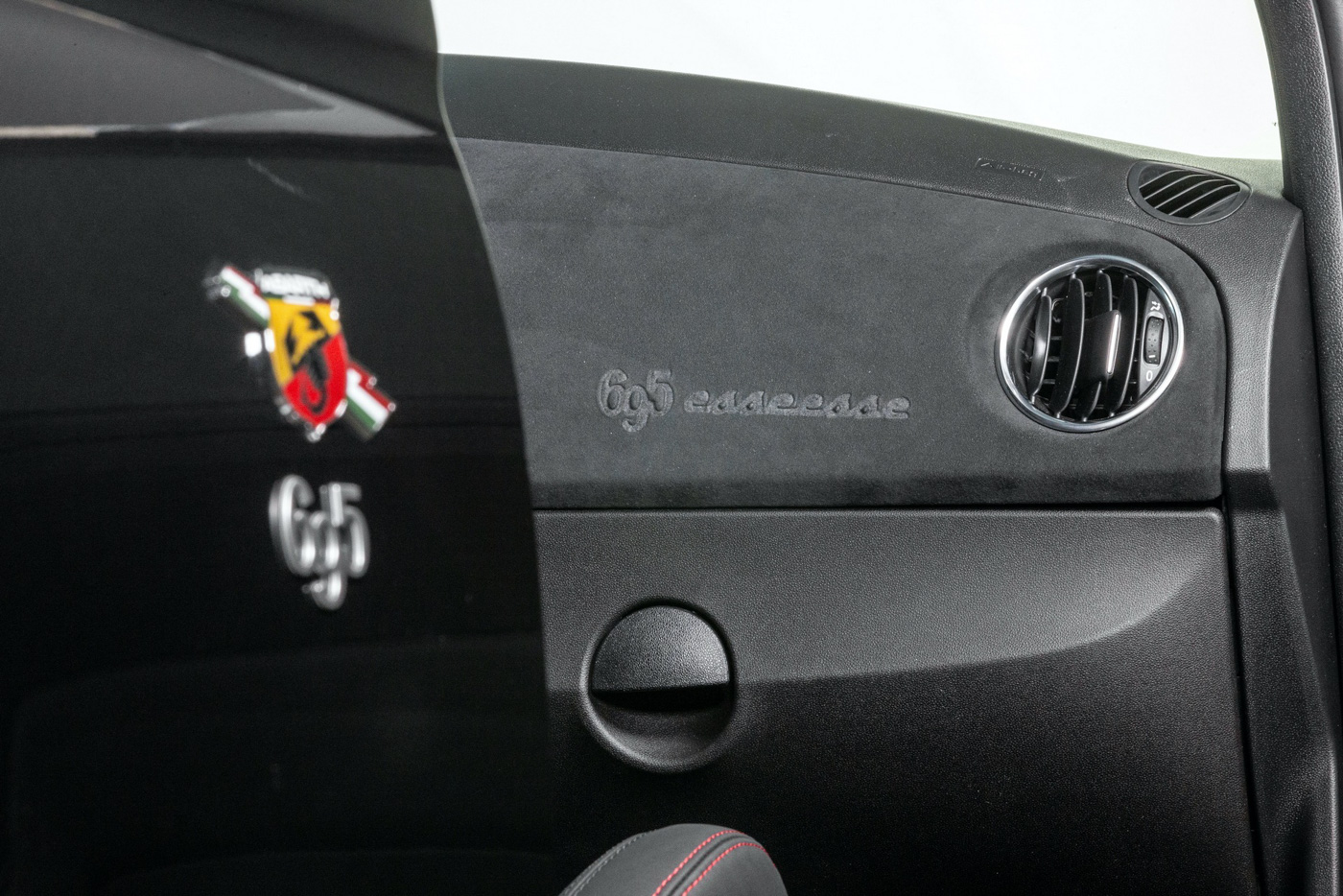 Abarth 695 (2)-2.JPG