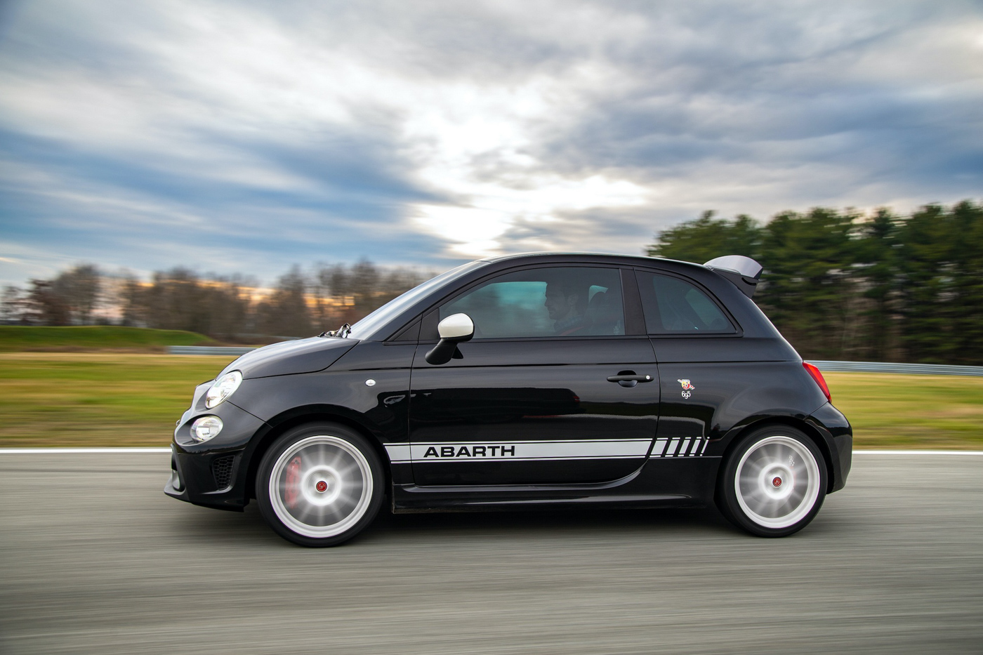 Abarth 695 (8).JPG