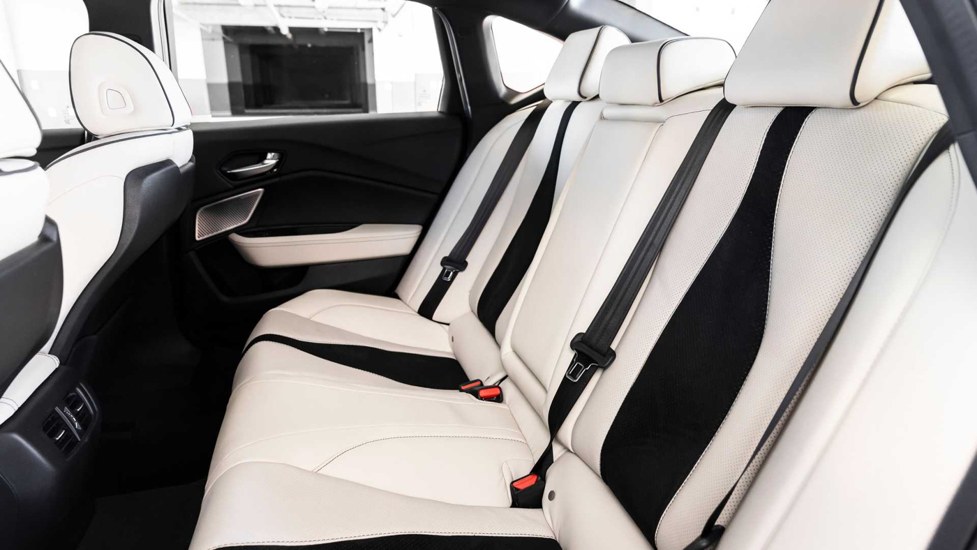 Acura-TLX-Type-S-Sedan-hiệu-năng-cao-với-công-nghệ-của-siêu-xe-NSX-14.jpg