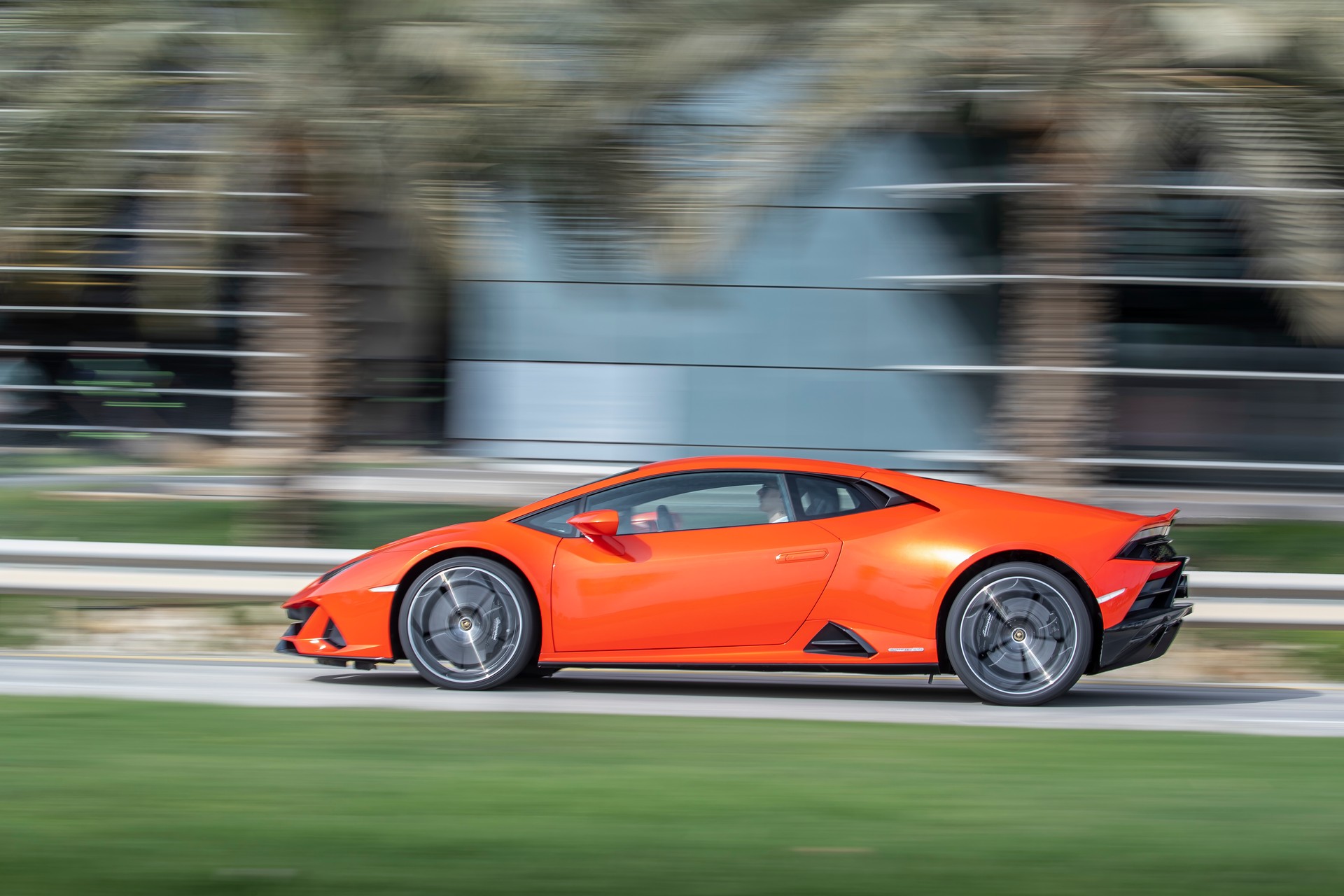 Alexa on Huracan EVO (11).jpg