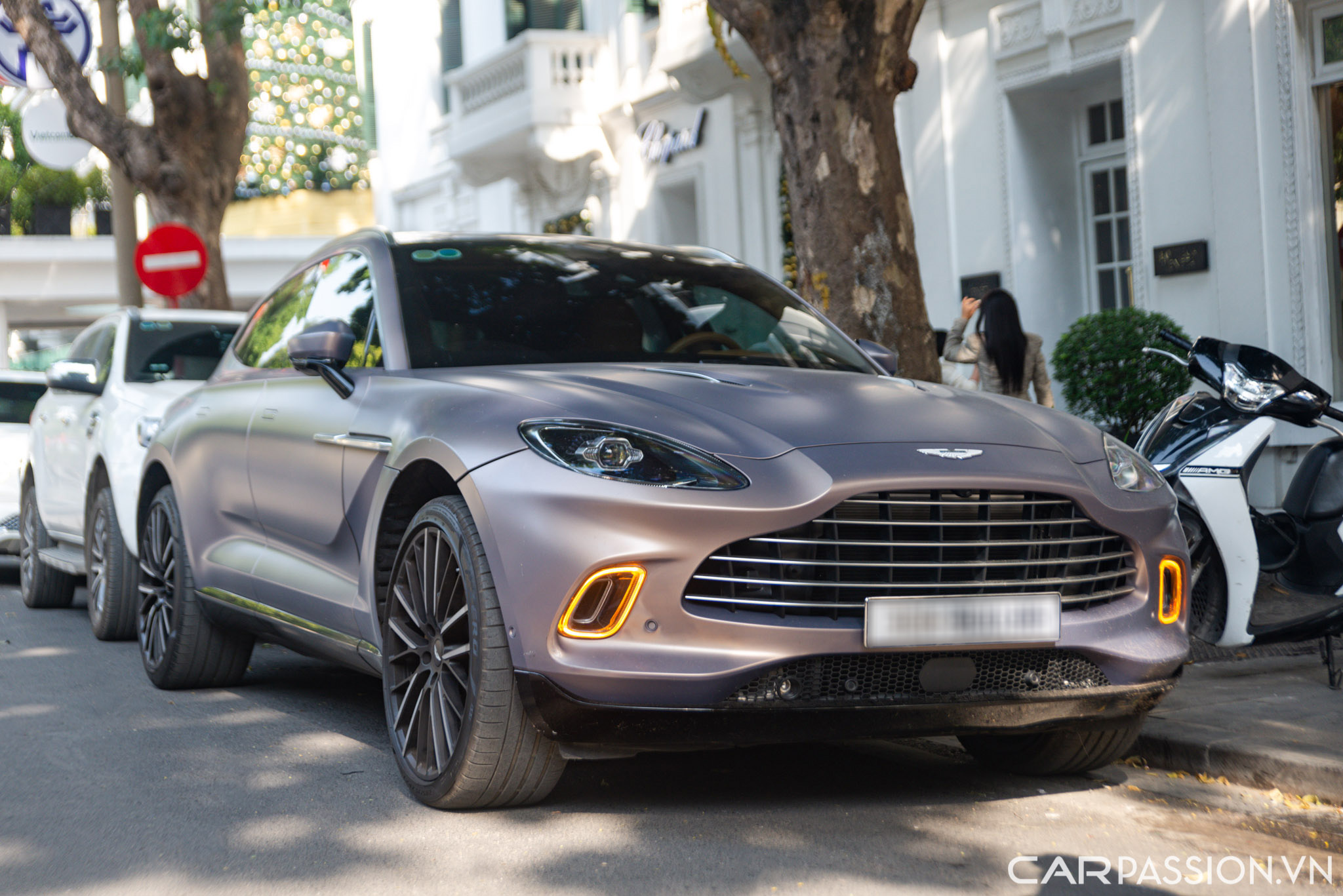 Aston Martin DBX mâm 707 (16).jpg