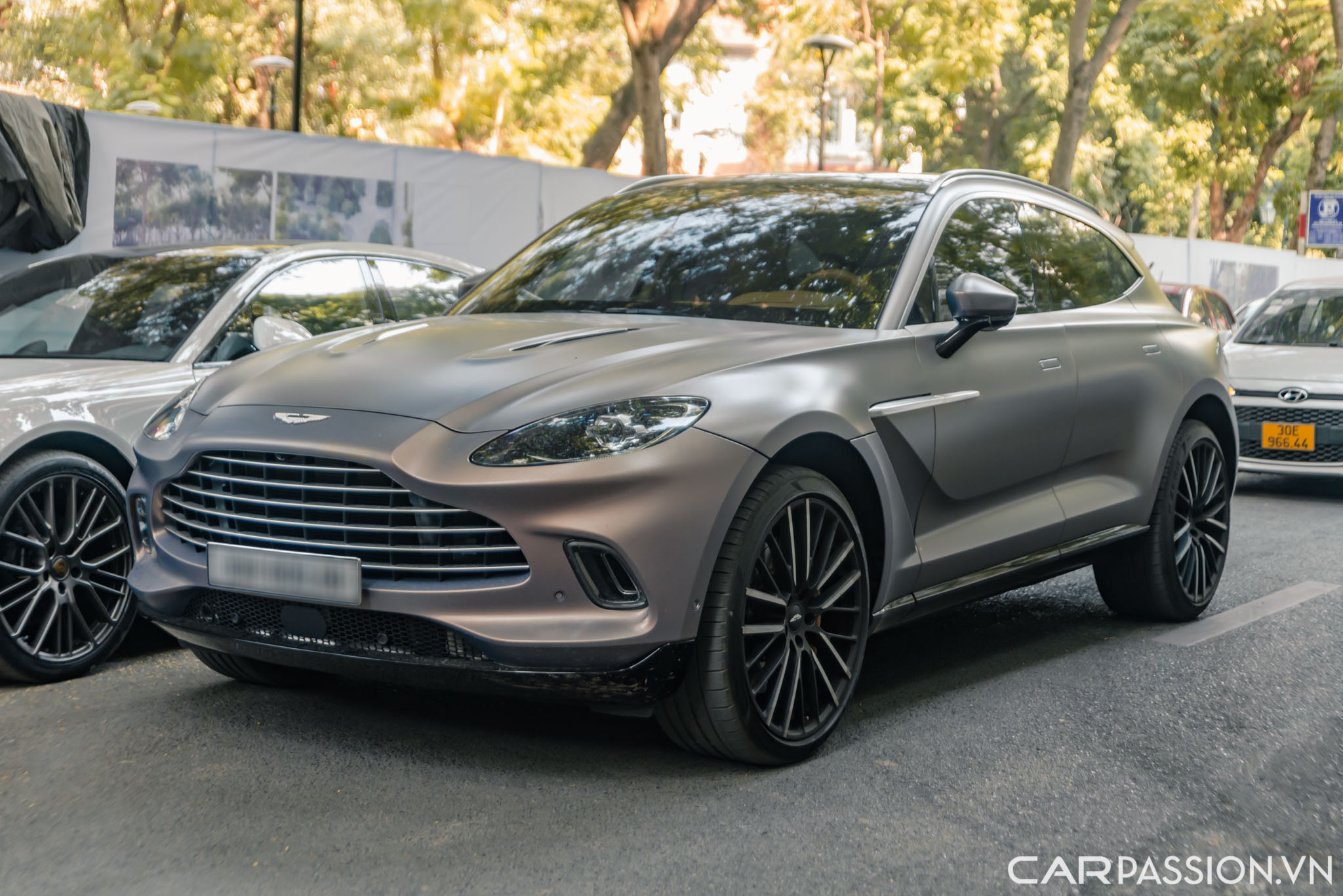 Aston Martin DBX mâm 707 (2).jpg