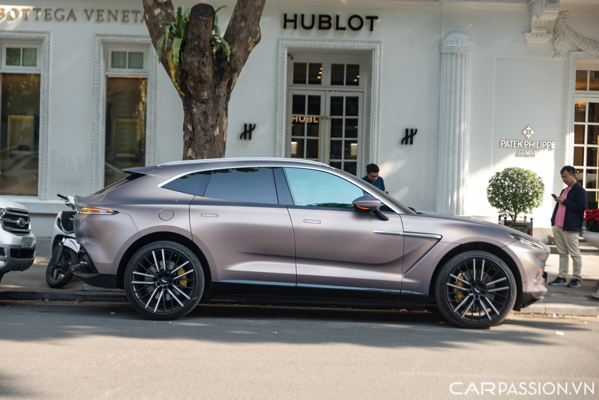 Aston Martin DBX mâm 707 (23).jpg
