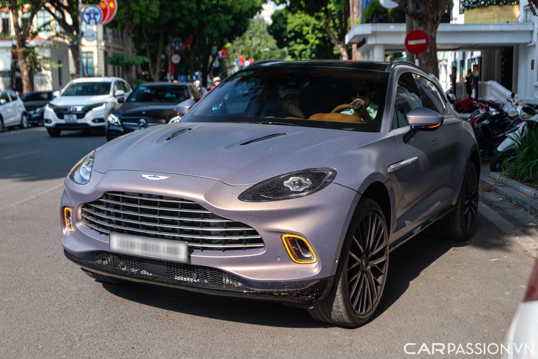 Aston Martin DBX mâm 707 (24).jpg