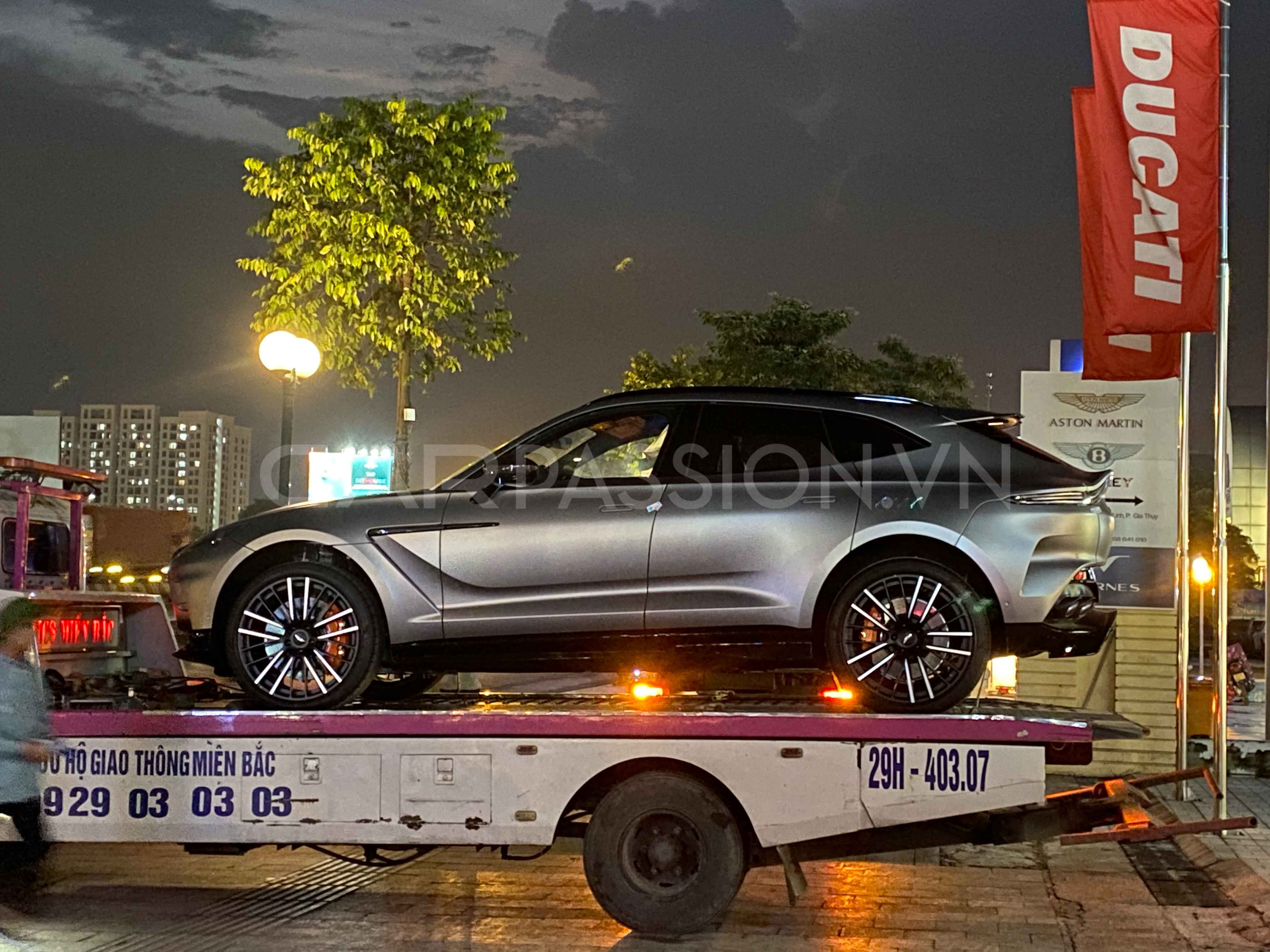Aston Martin DBX707 (17).JPG