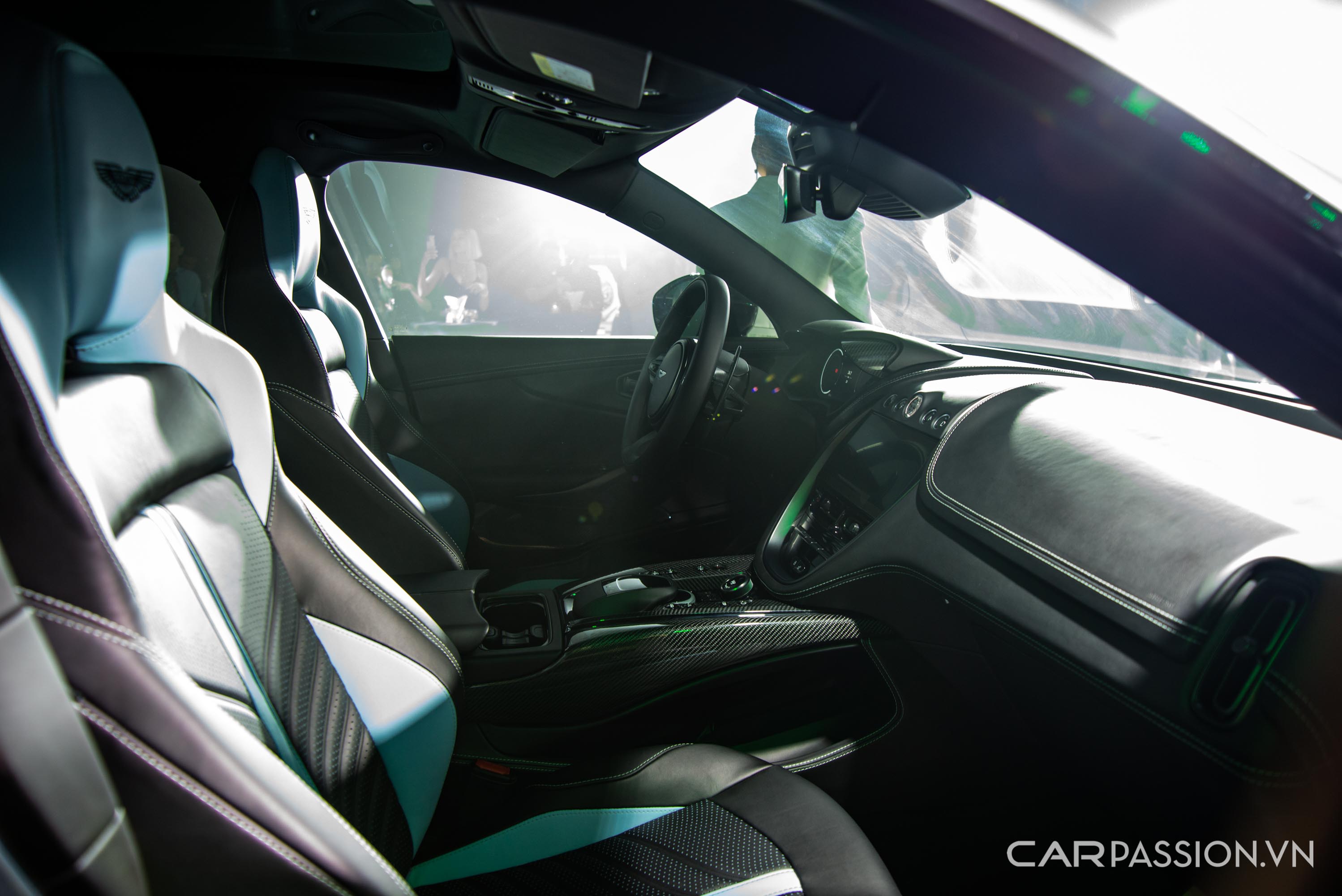 Aston-martin-DBX707-anh--36.jpg