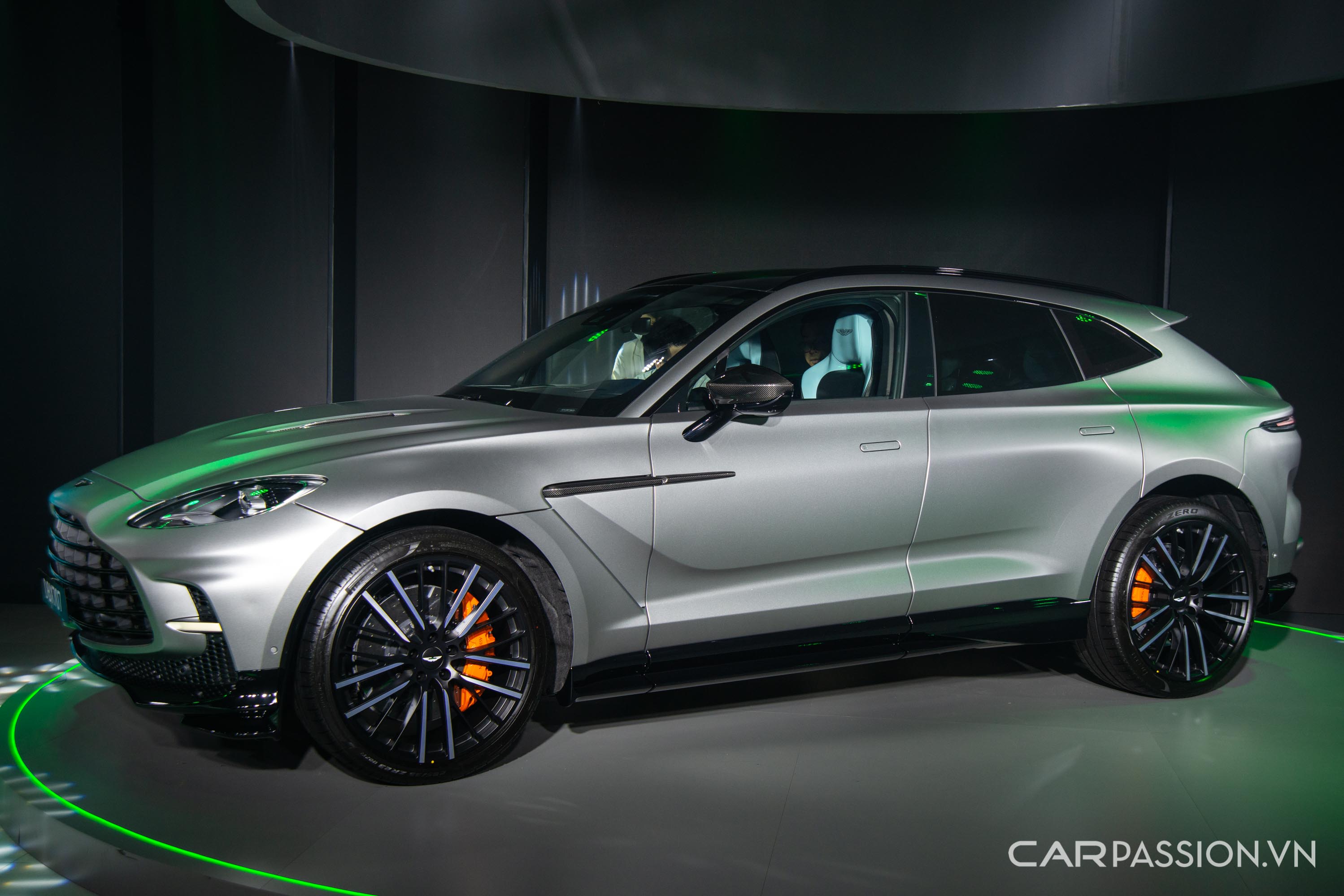 Aston-martin-DBX707-anh--73.jpg