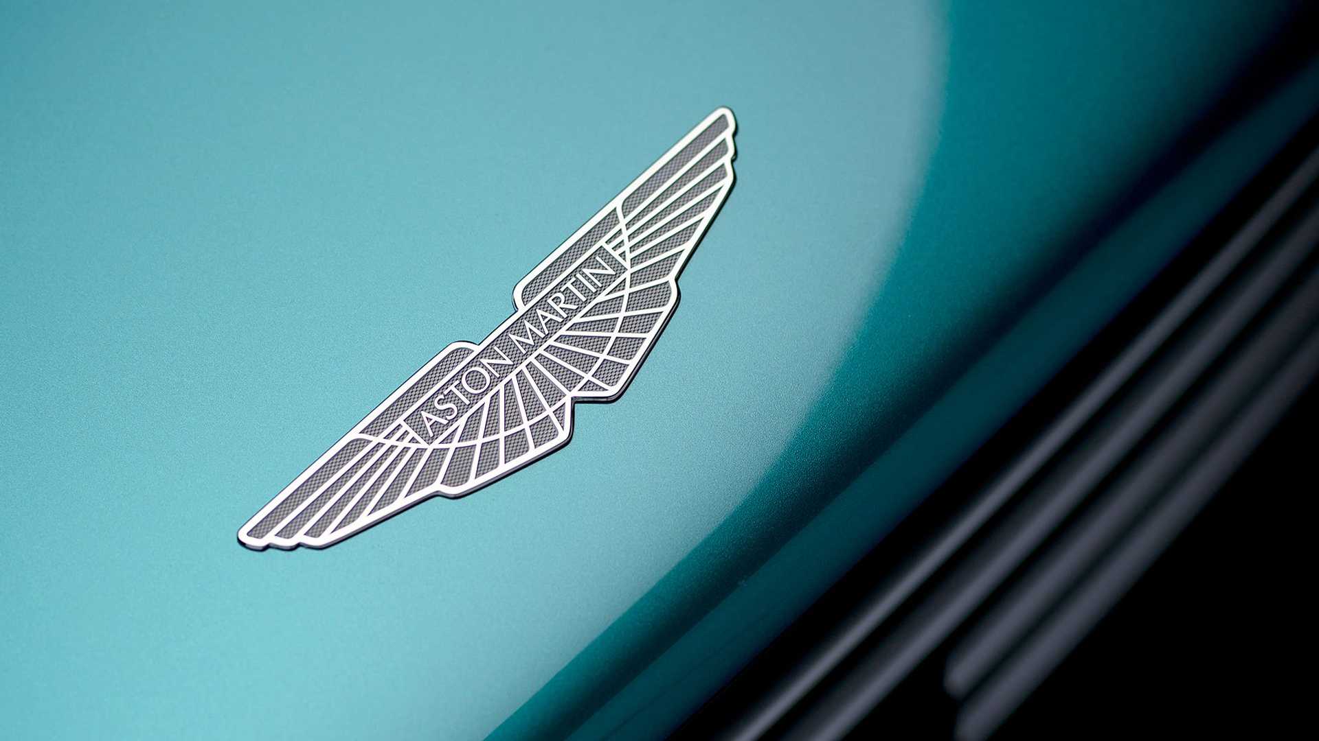 aston-martin-valhalla (12).jpg