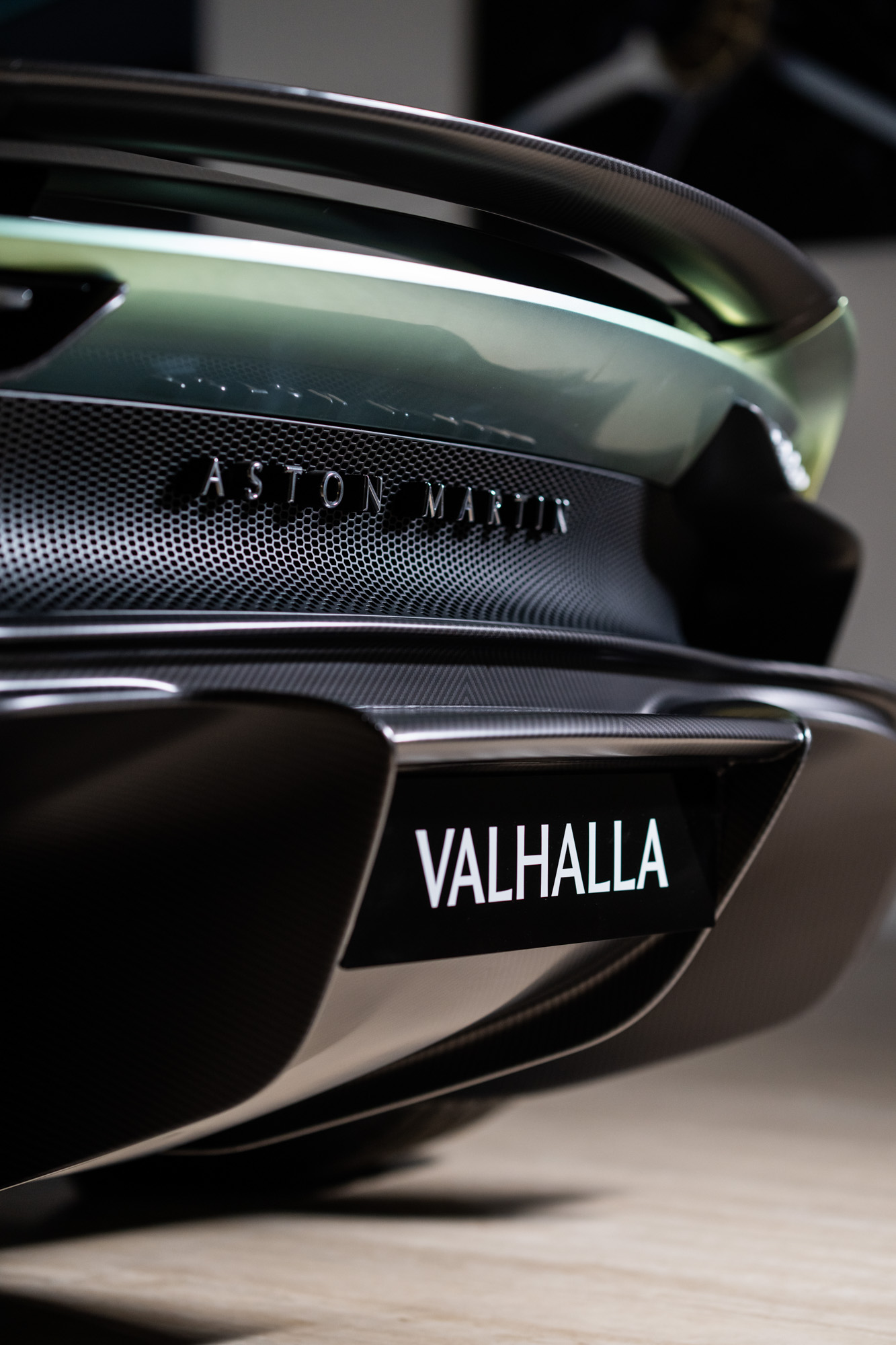 Aston Martin Valhalla-anh-_18.jpg