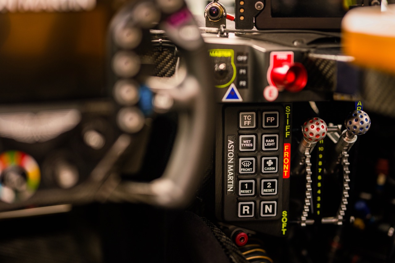 Aston Martin Valkyrie LM_12 Large.jpeg