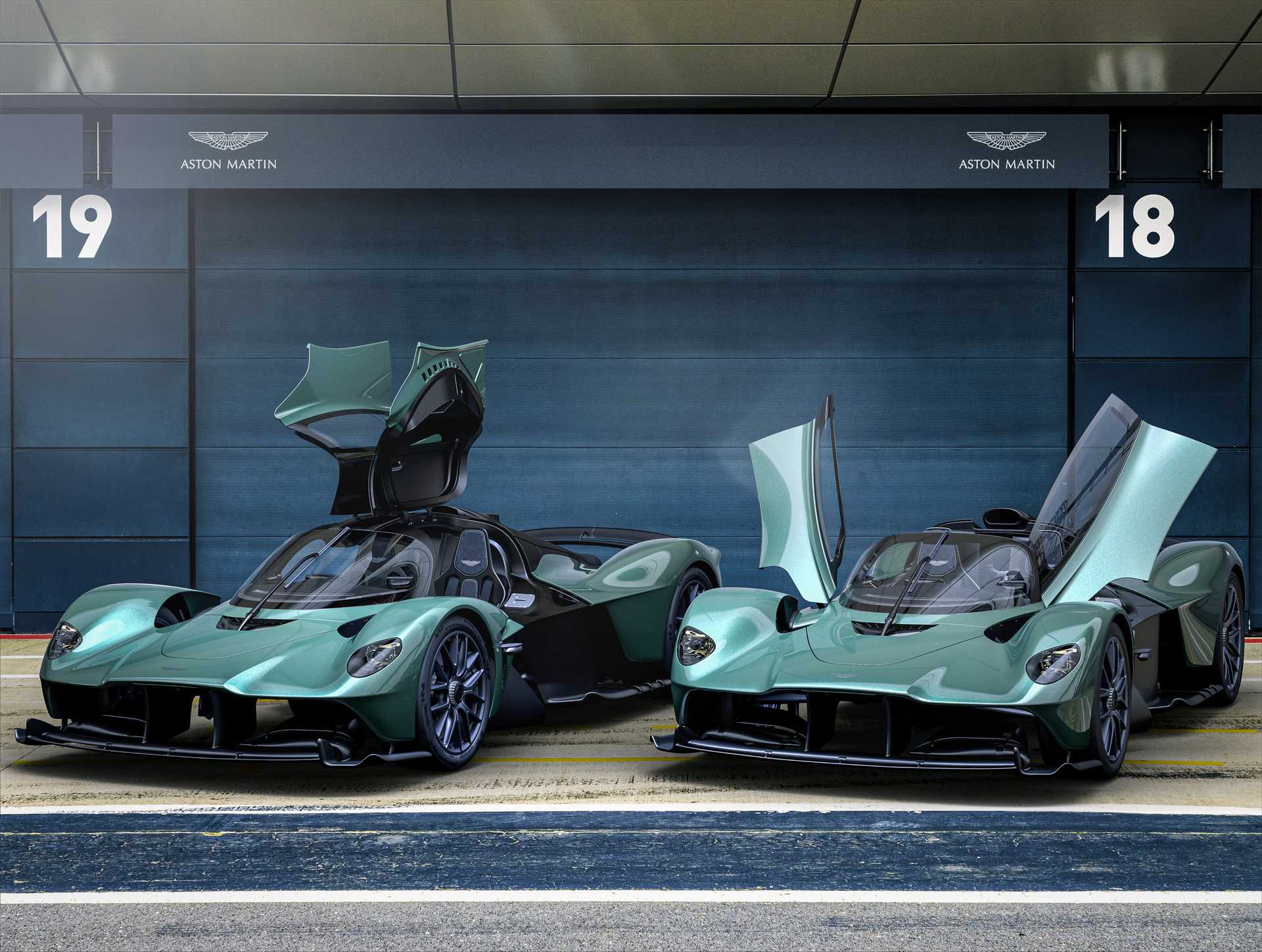 Aston-Martin-Valkyrie-Spider-siêu-phẩm-mui-trần-mạnh-1160-mã-lực (9).jpg