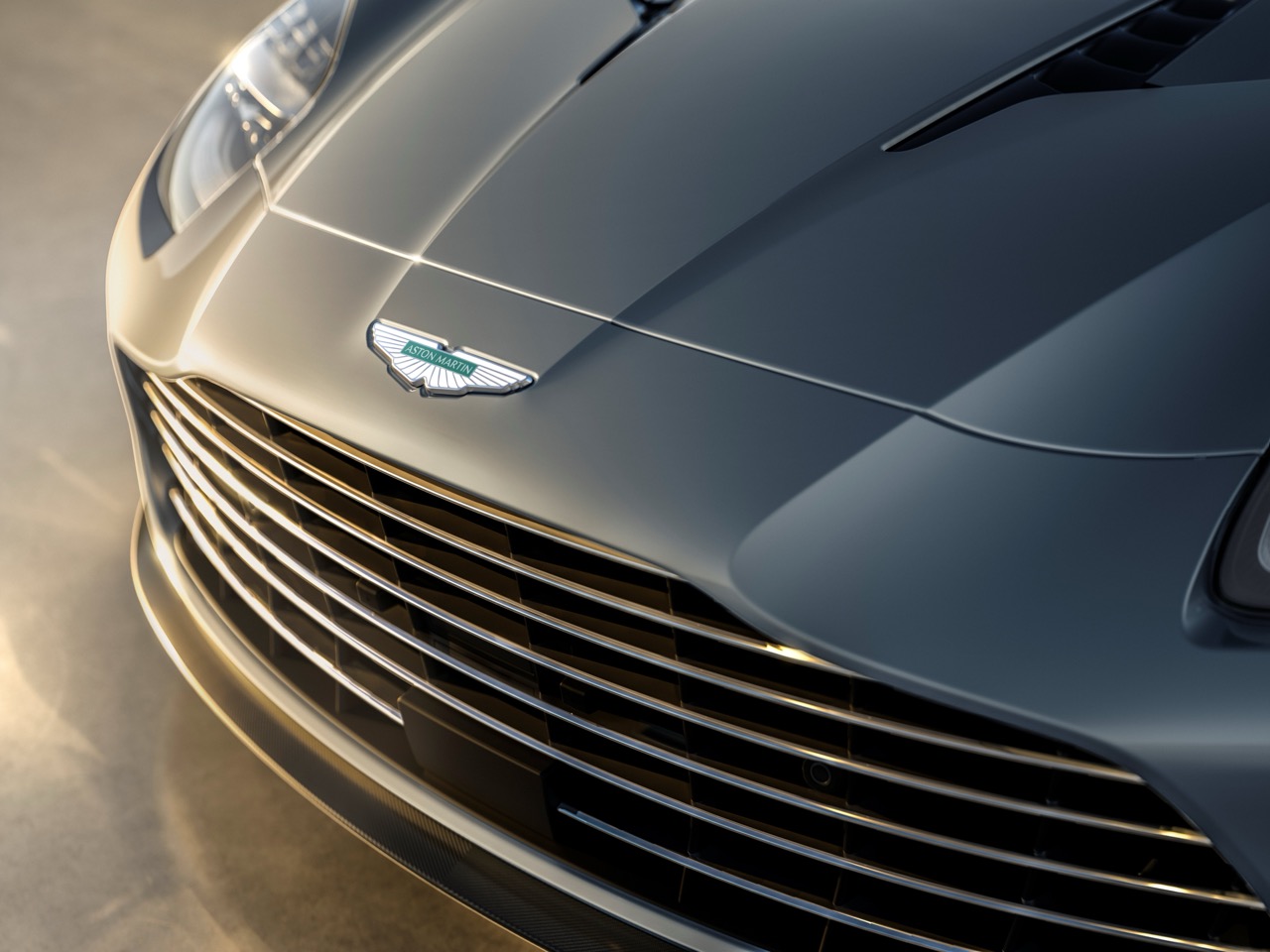 Aston Martin Vanquish 25_07 Large.jpeg