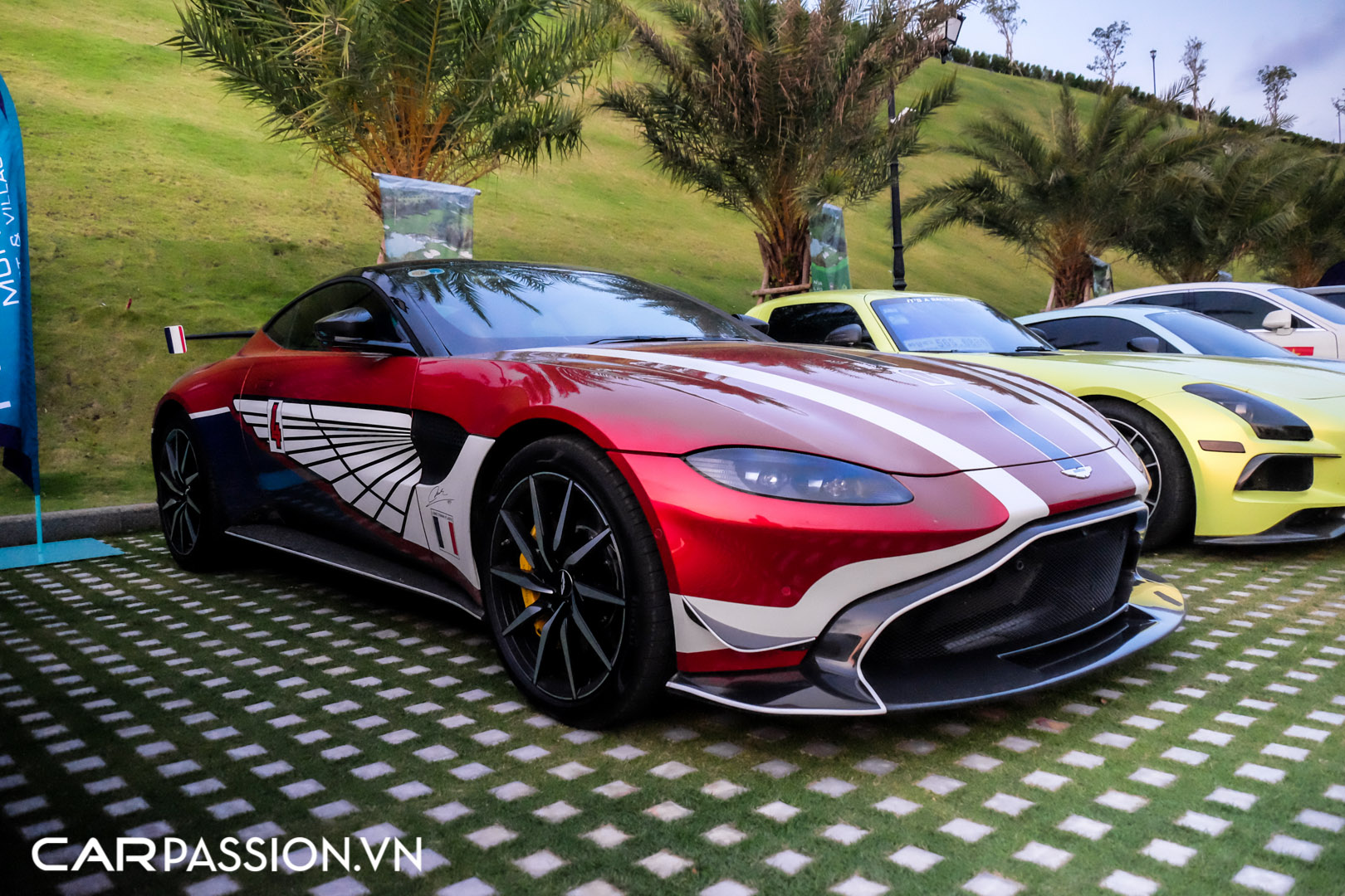 Aston Martin Vantage của doanh nhân Phạm Trần Nhật Minh (10).JPG