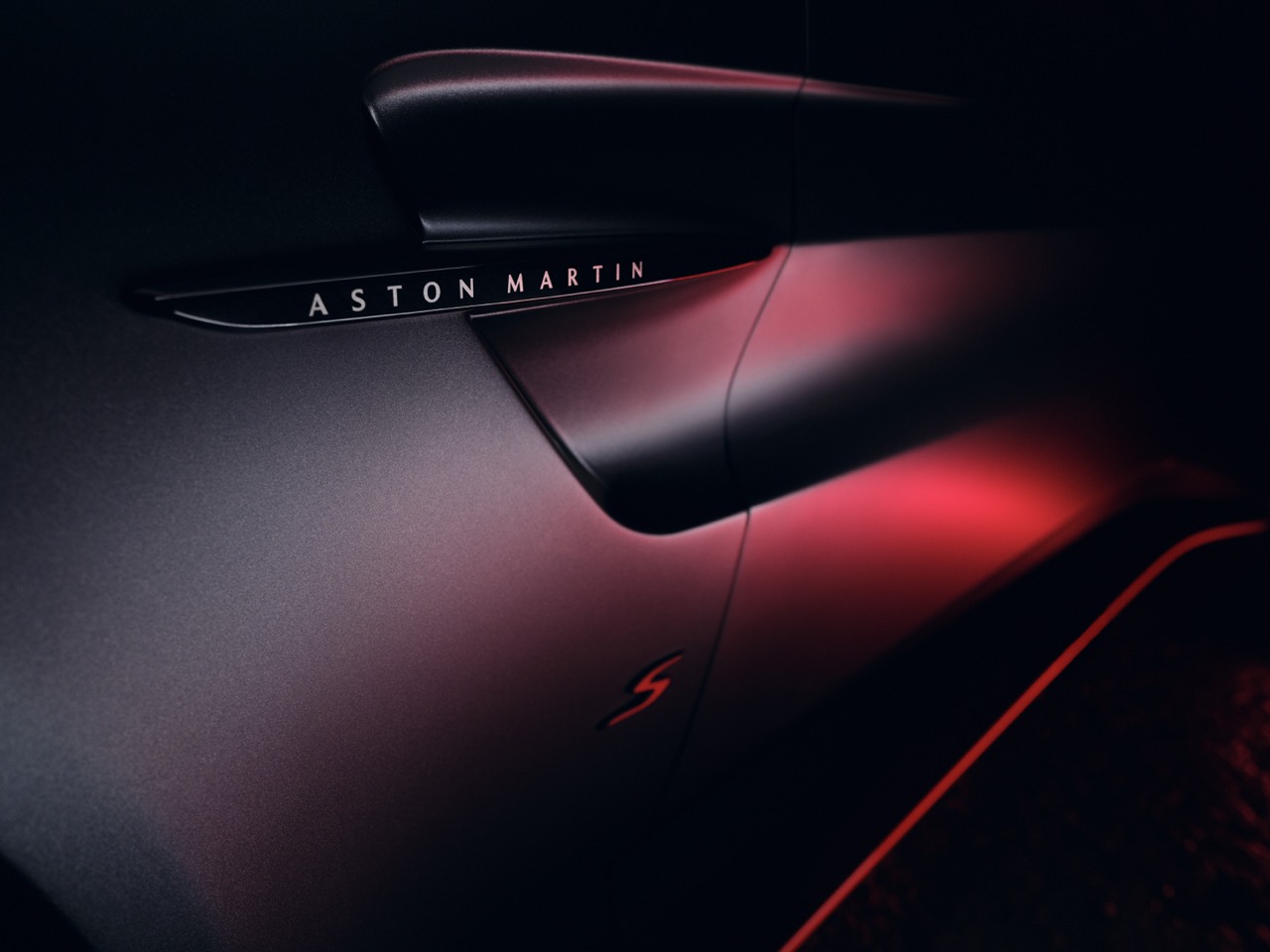 Aston Martin Vantage S (16) Large.jpeg