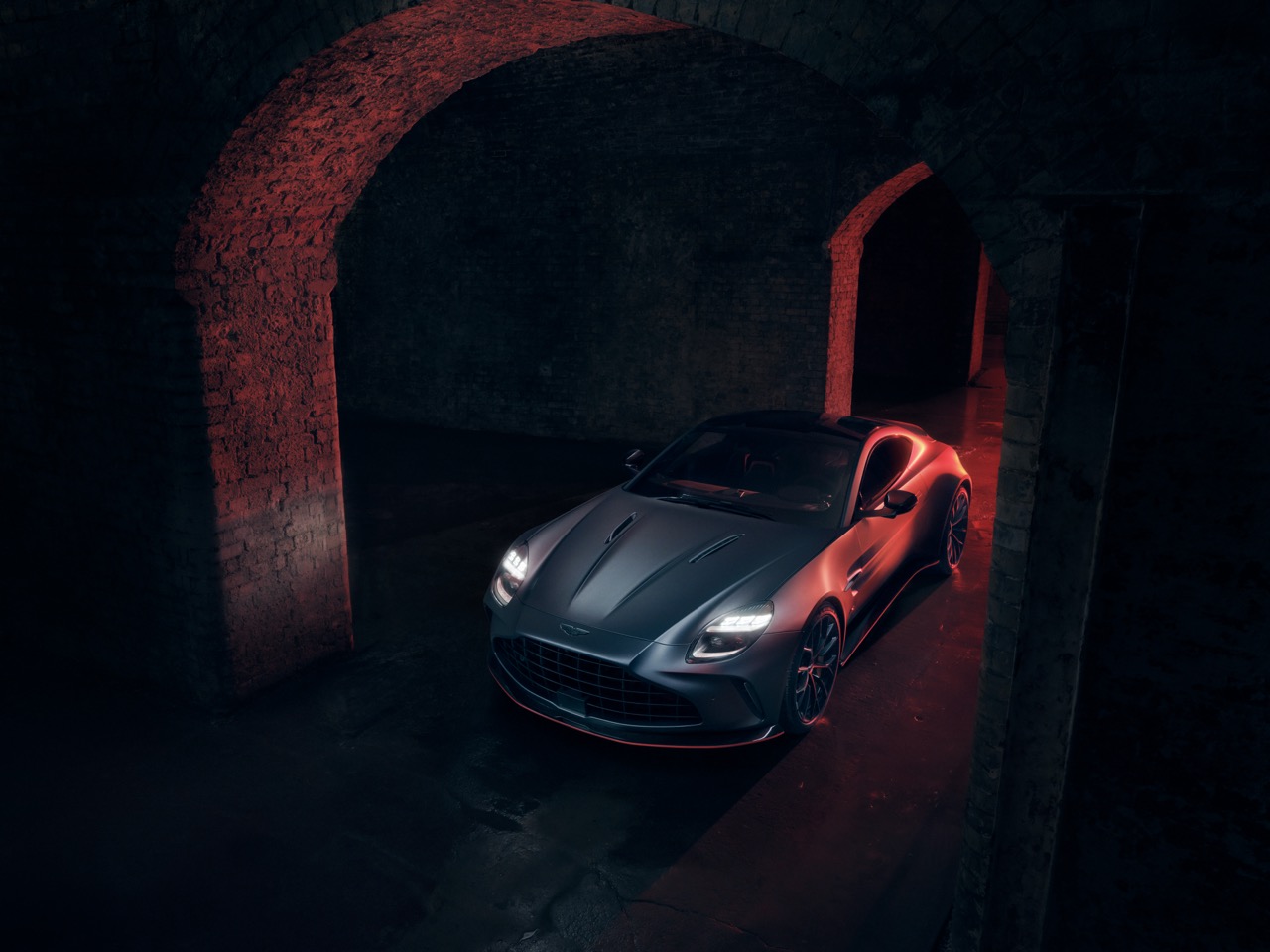 Aston Martin Vantage S (7) Large.jpeg