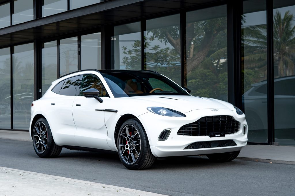 aston_martin_dbx_00-1024x683.jpg