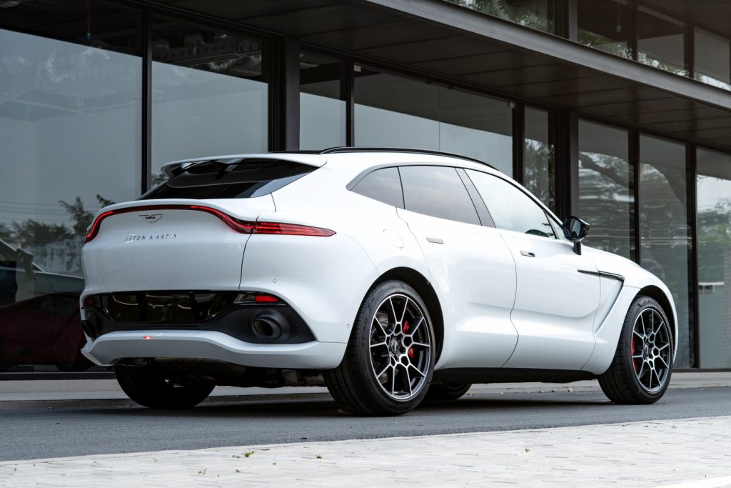 aston_martin_dbx_02-1024x683.jpg