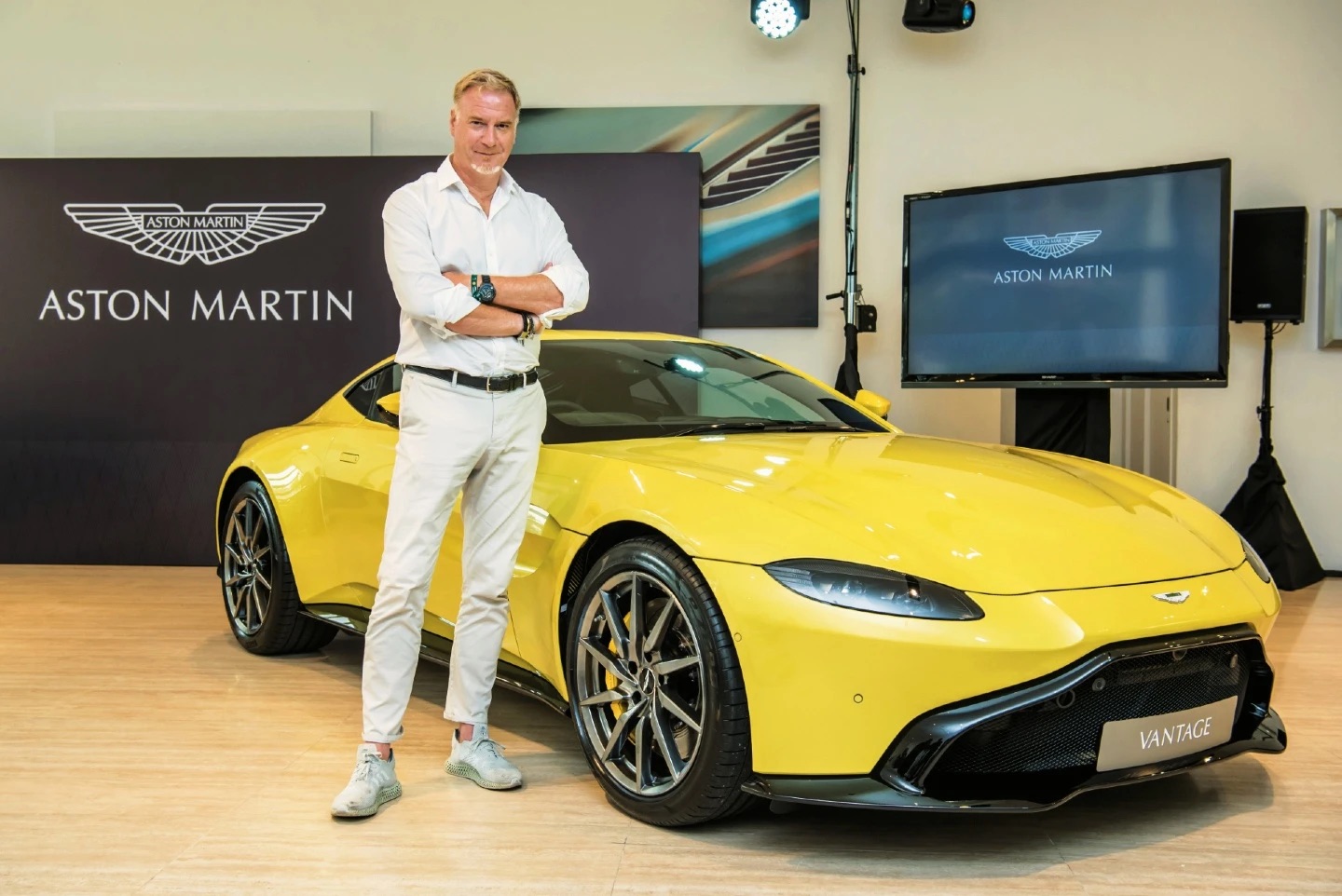 Aston_Martin_EV_1.jpg