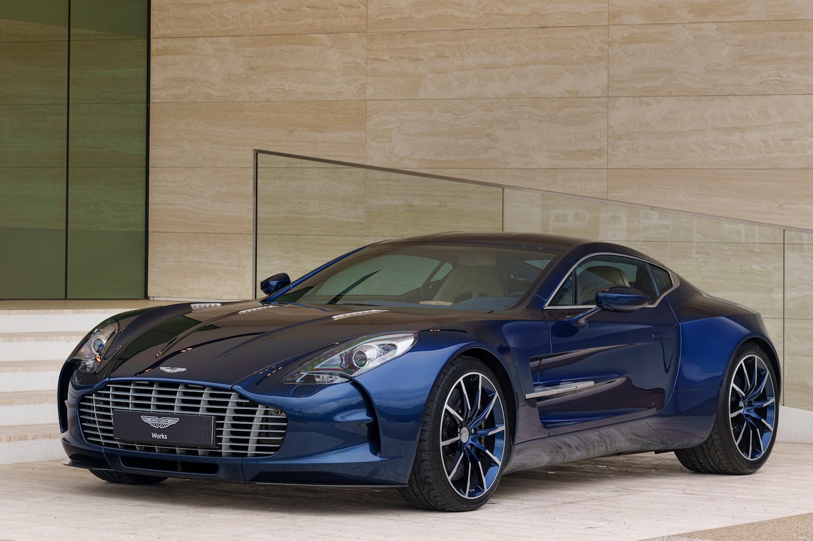 astonmartinworks-08.jpg