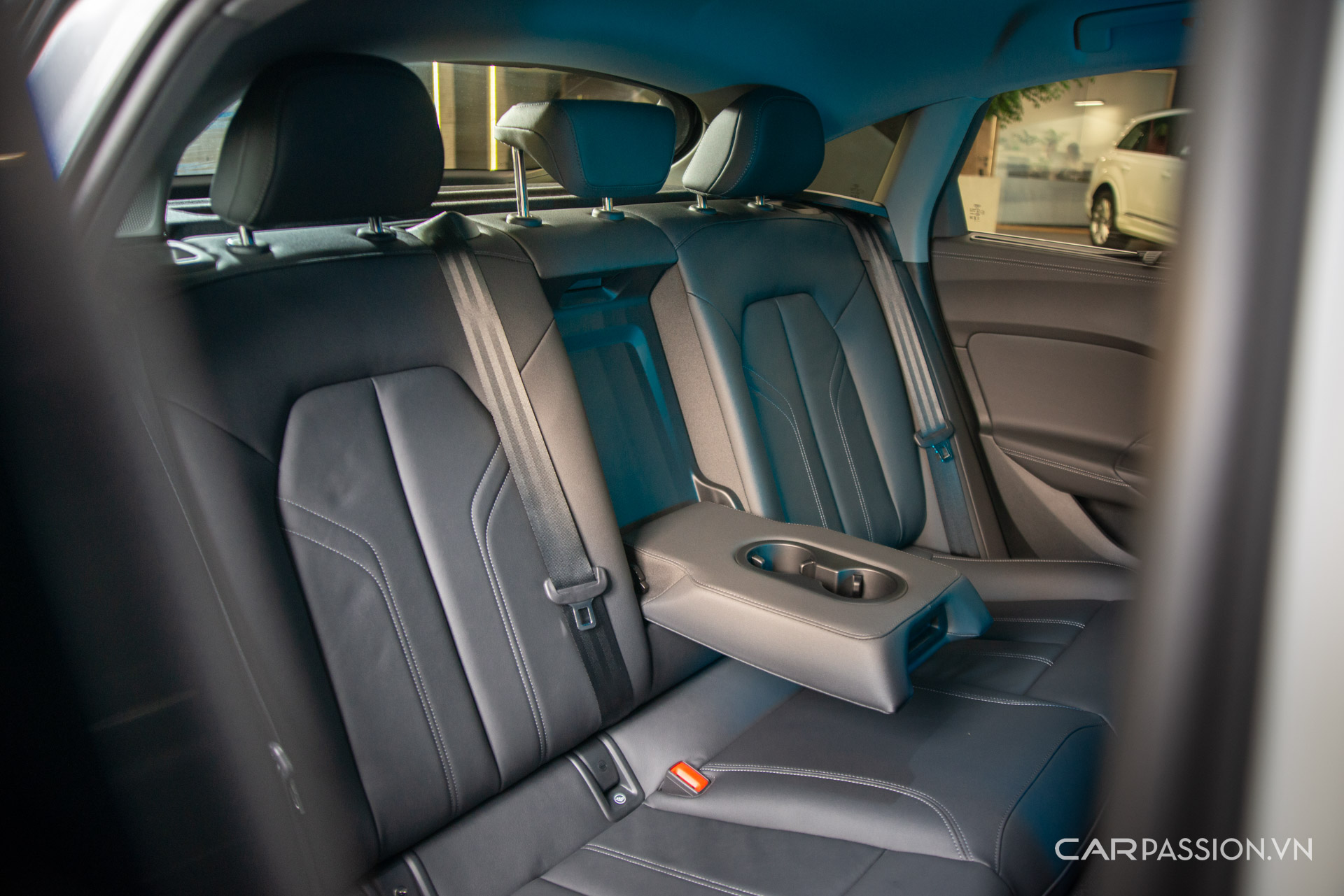 audi-a5-sedan-anh--5.jpg