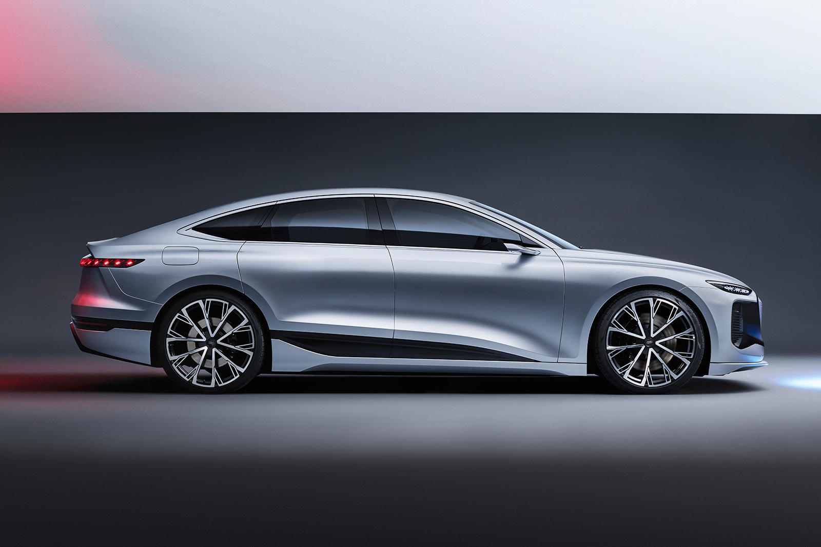 Audi-A6-e-tron-concept (10).jpg