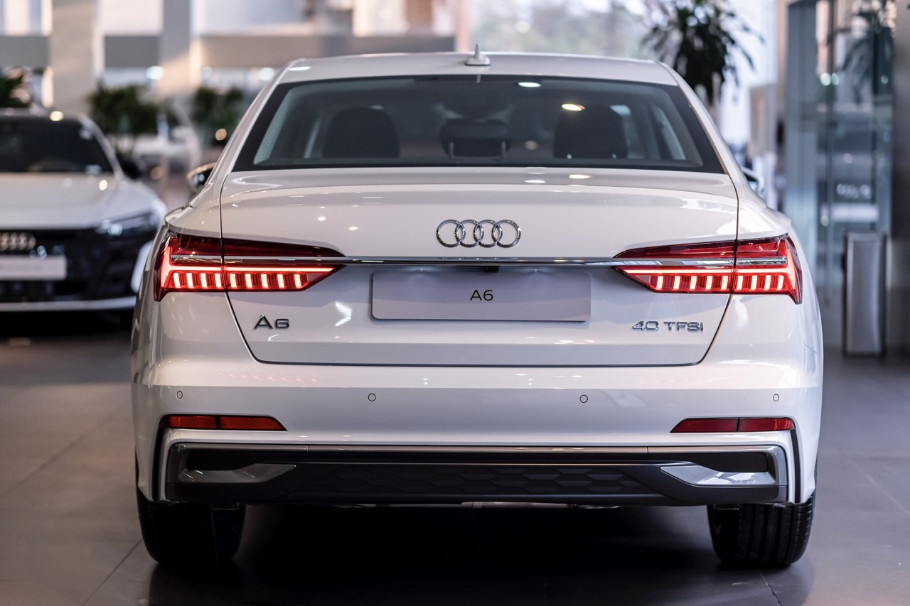 Audi-A6-S-line-40-TFSI-anh-9.jpeg