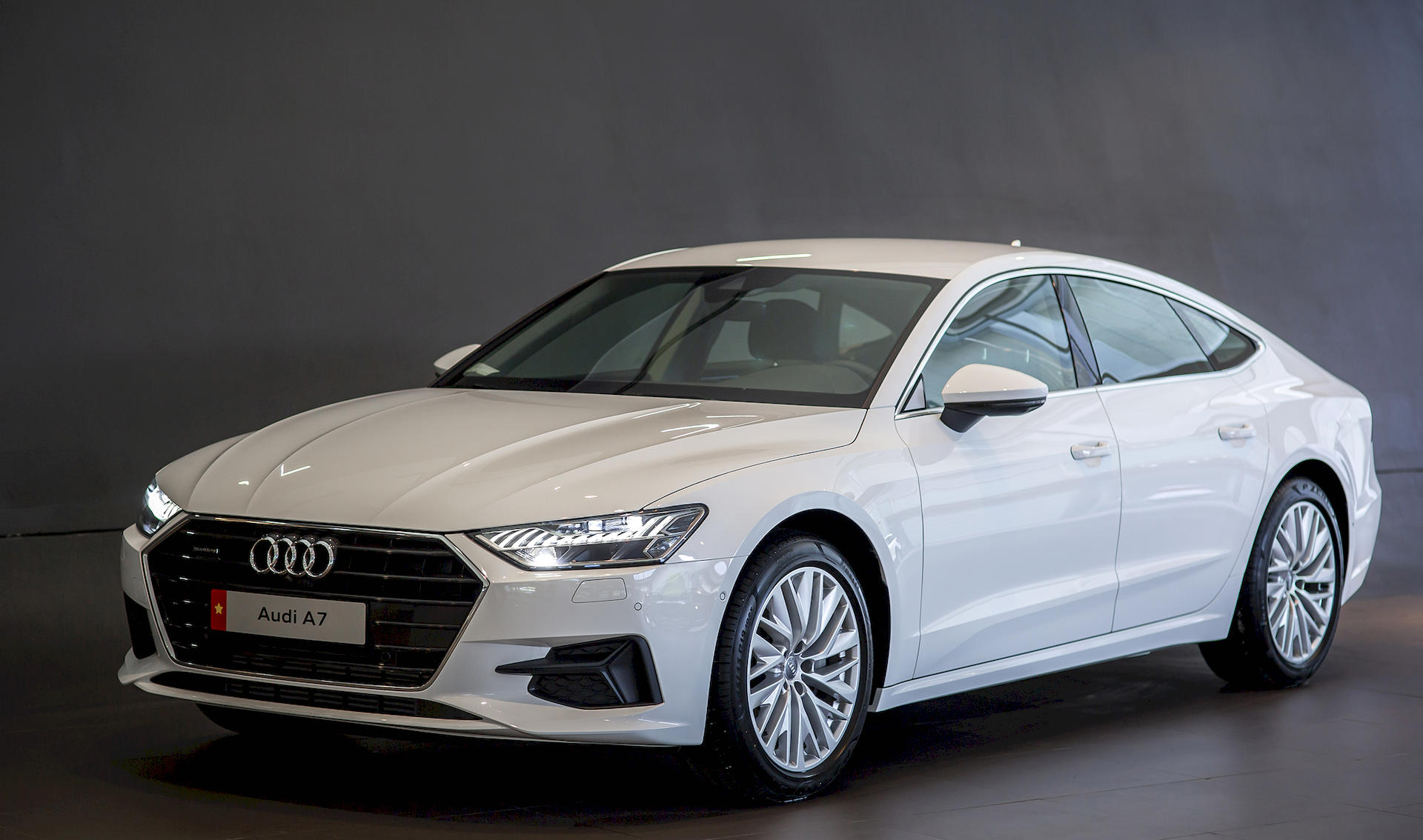 audi a7.jpg