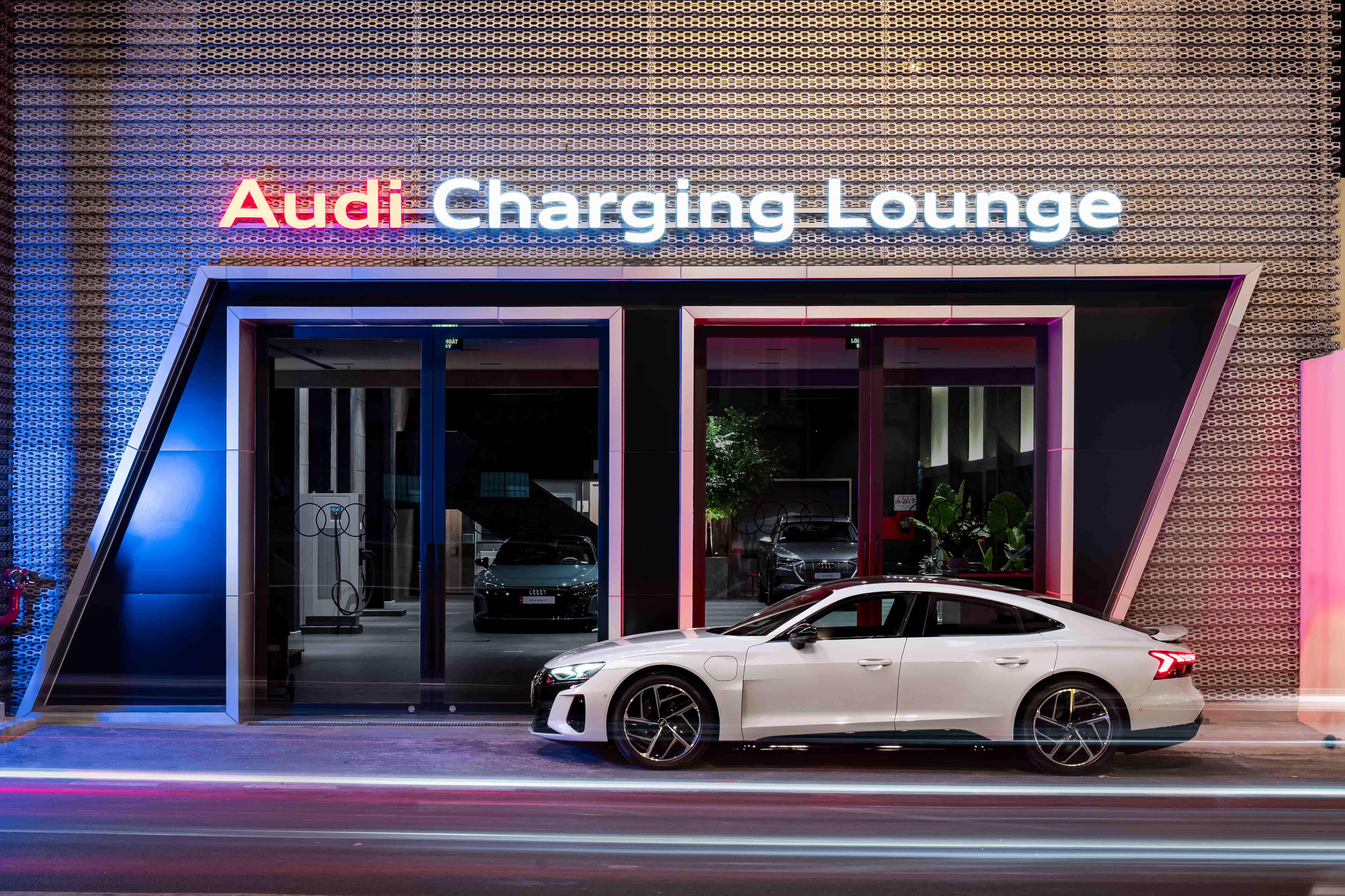 audi-charging-lounge-anh-_14.JPG