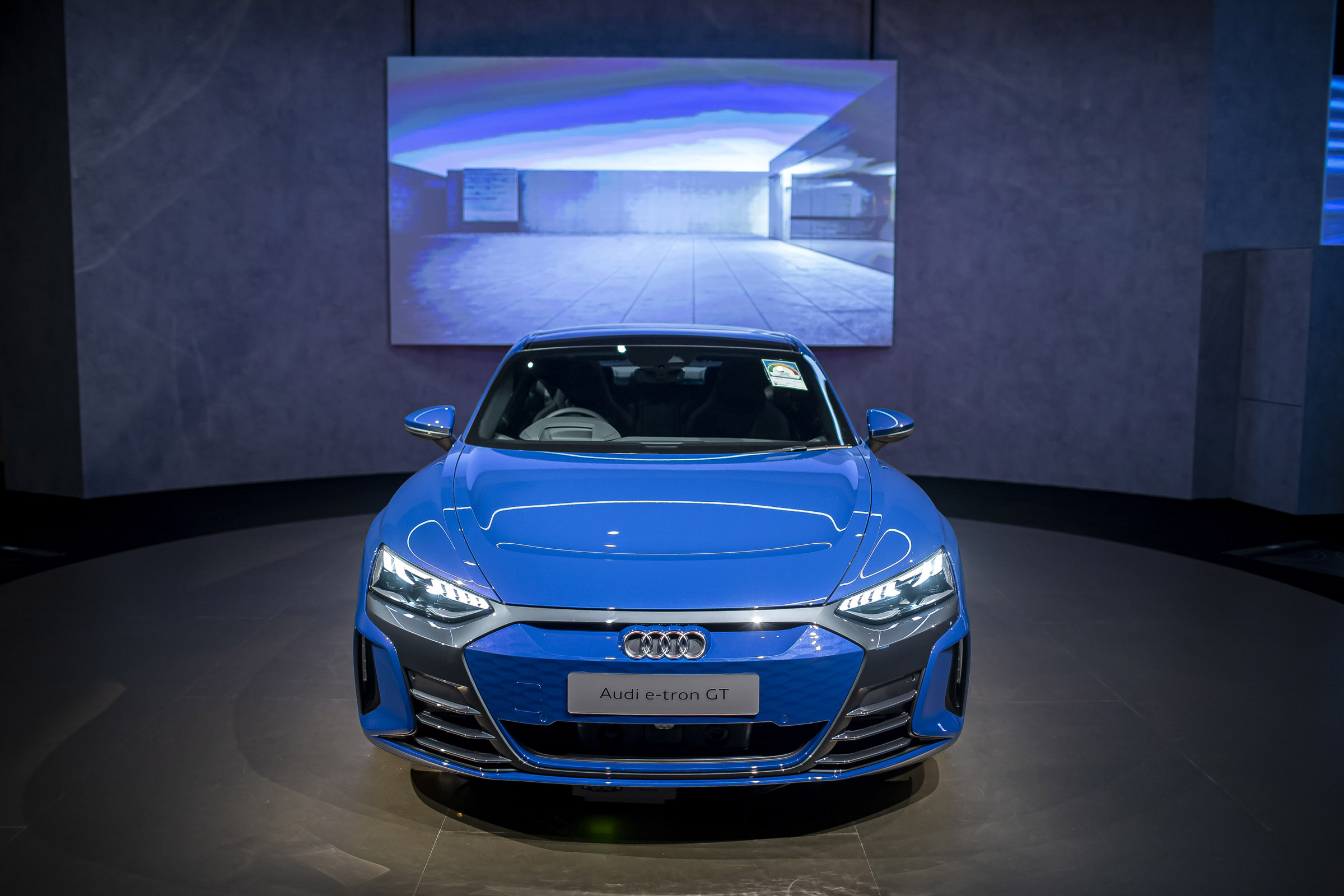 Audi-e-tron-gt-anh-.JPG