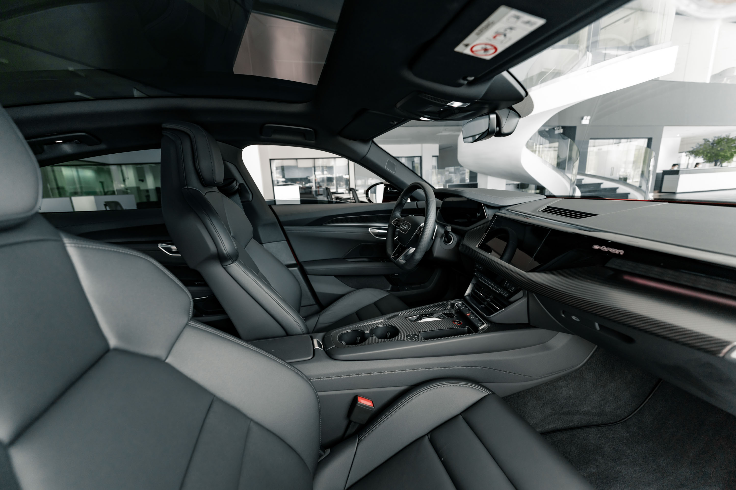 Audi-e-tronGTquattro-anh-_16.jpg