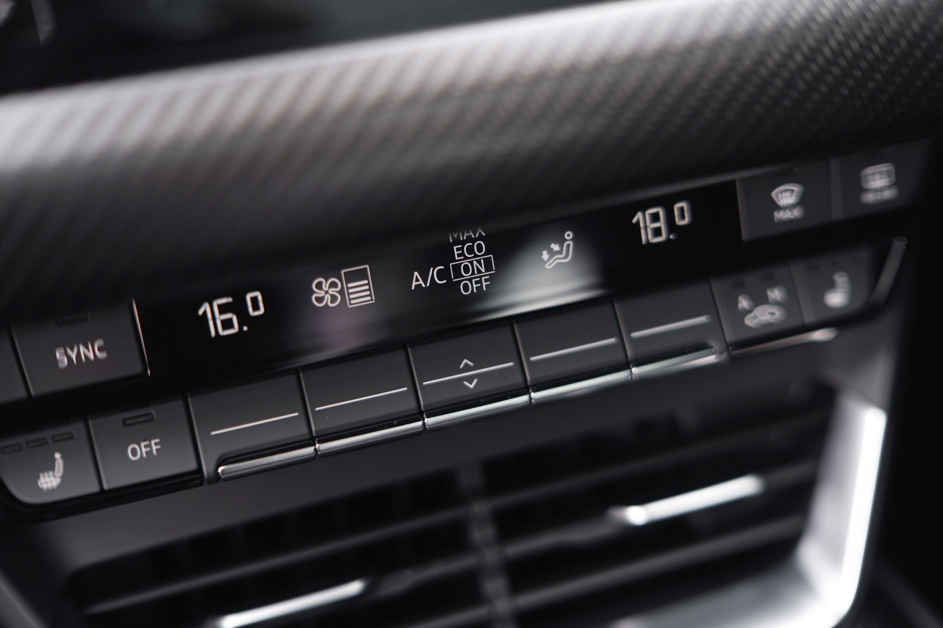 Audi-e-tronGTquattro-anh-_2.jpg