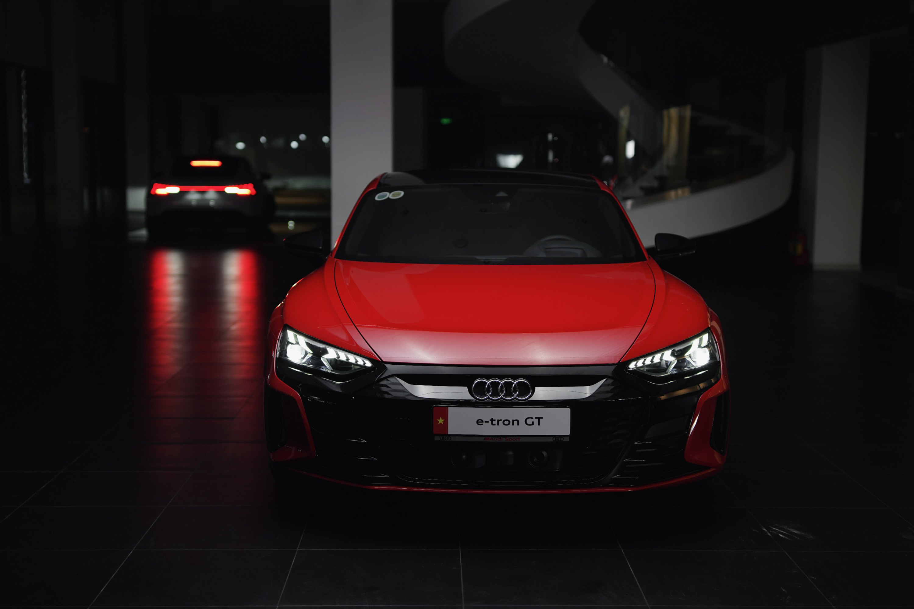 Audi-e-tronGTquattro-anh-_8.jpg