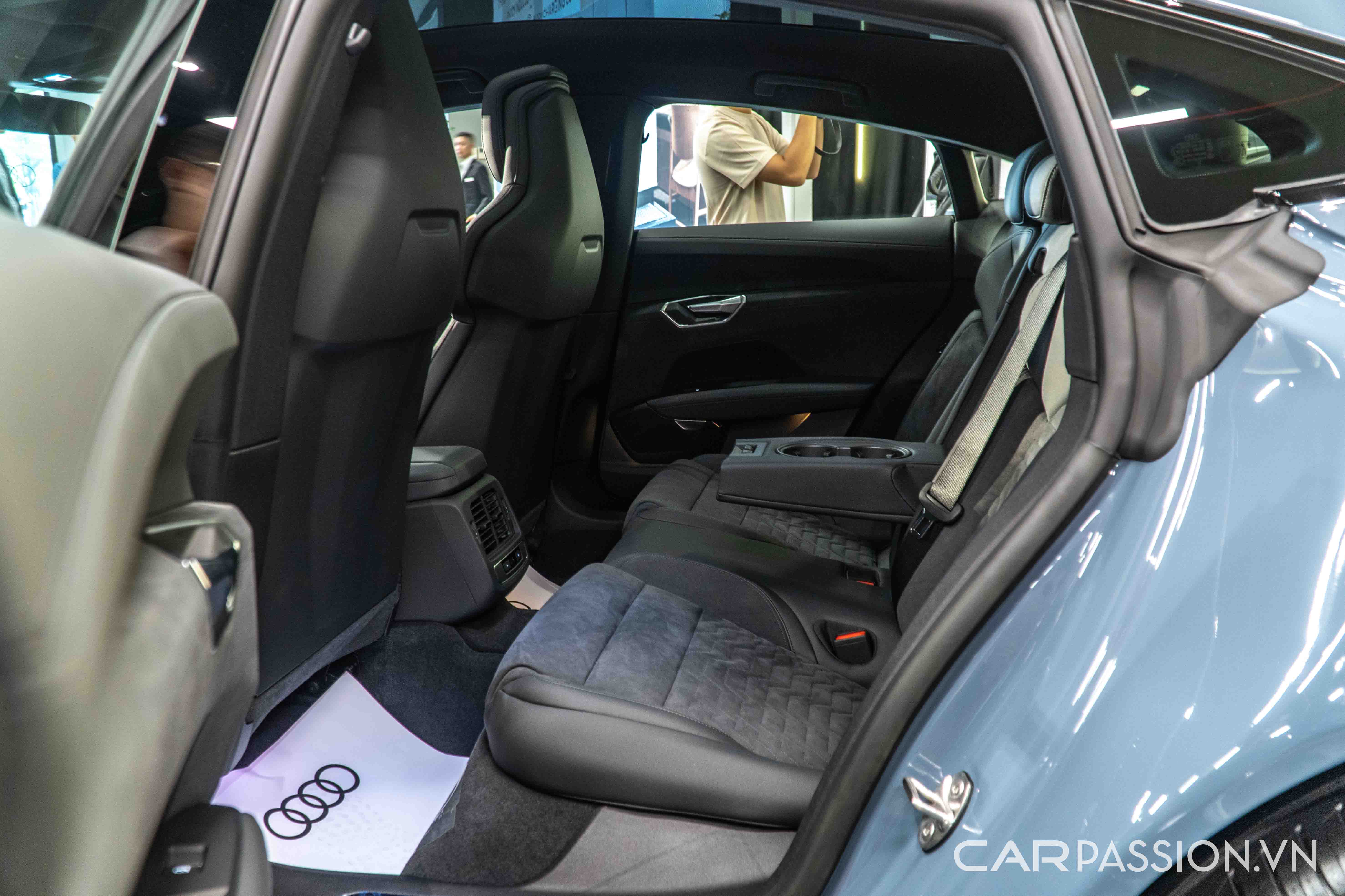 audi-etron-gt-rs-anh--6.jpg