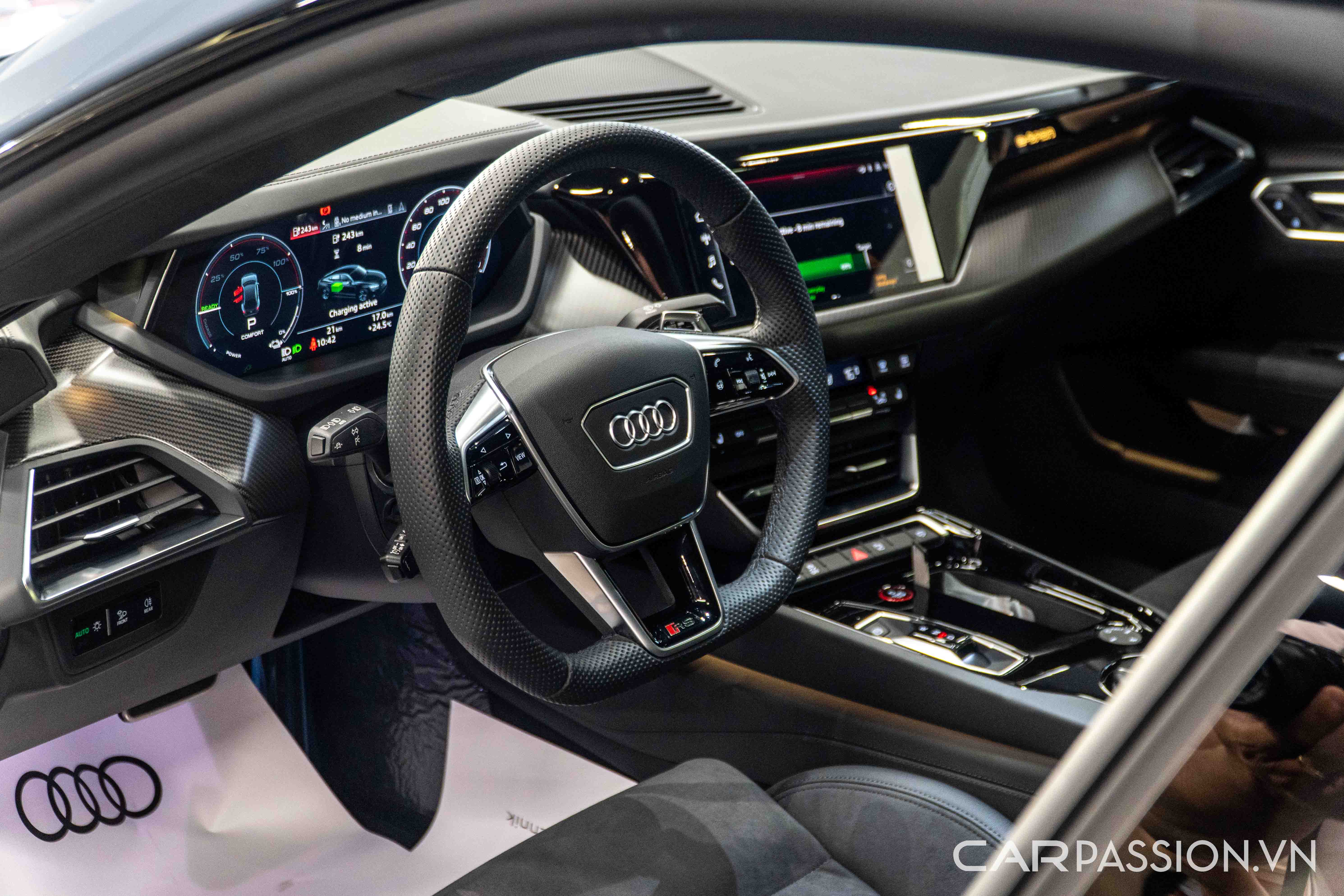 audi-etron-gt-rs-anh--9.jpg