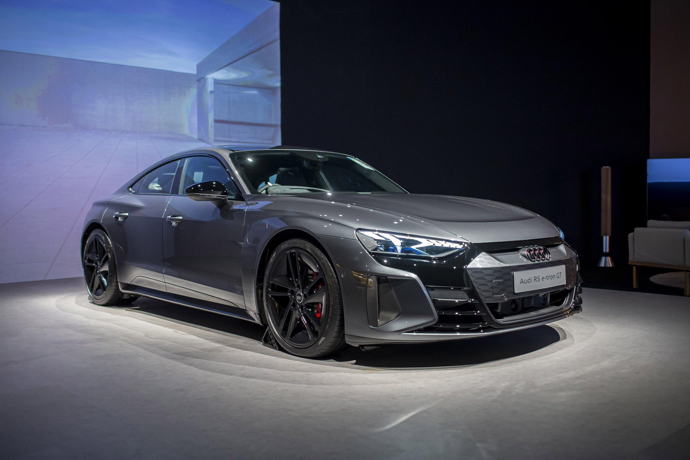 audi-etron-rs-anh-4.JPG