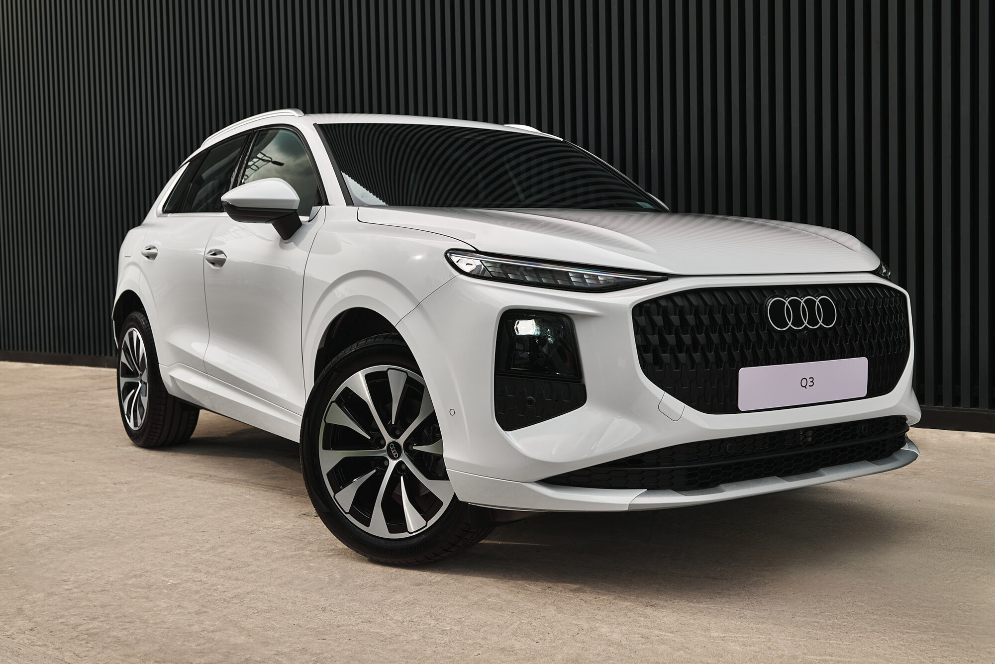 Audi-giới-thiệu-Q3 và Q3-Sportback (8).jpg