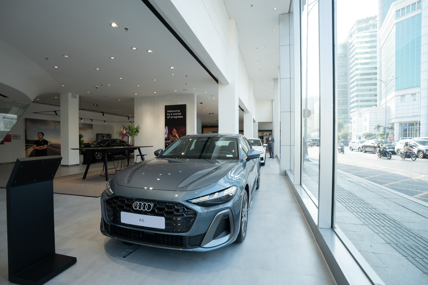 audi-Progressive Showroom Concept-anh-_12.jpg