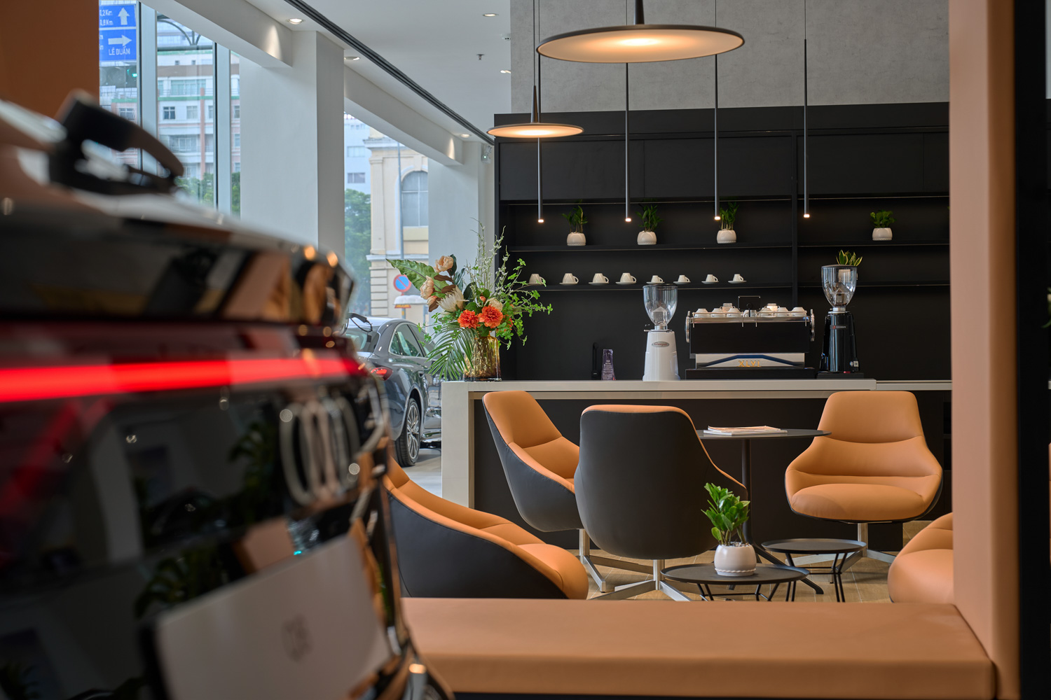 audi-Progressive Showroom Concept-anh-_6.jpg